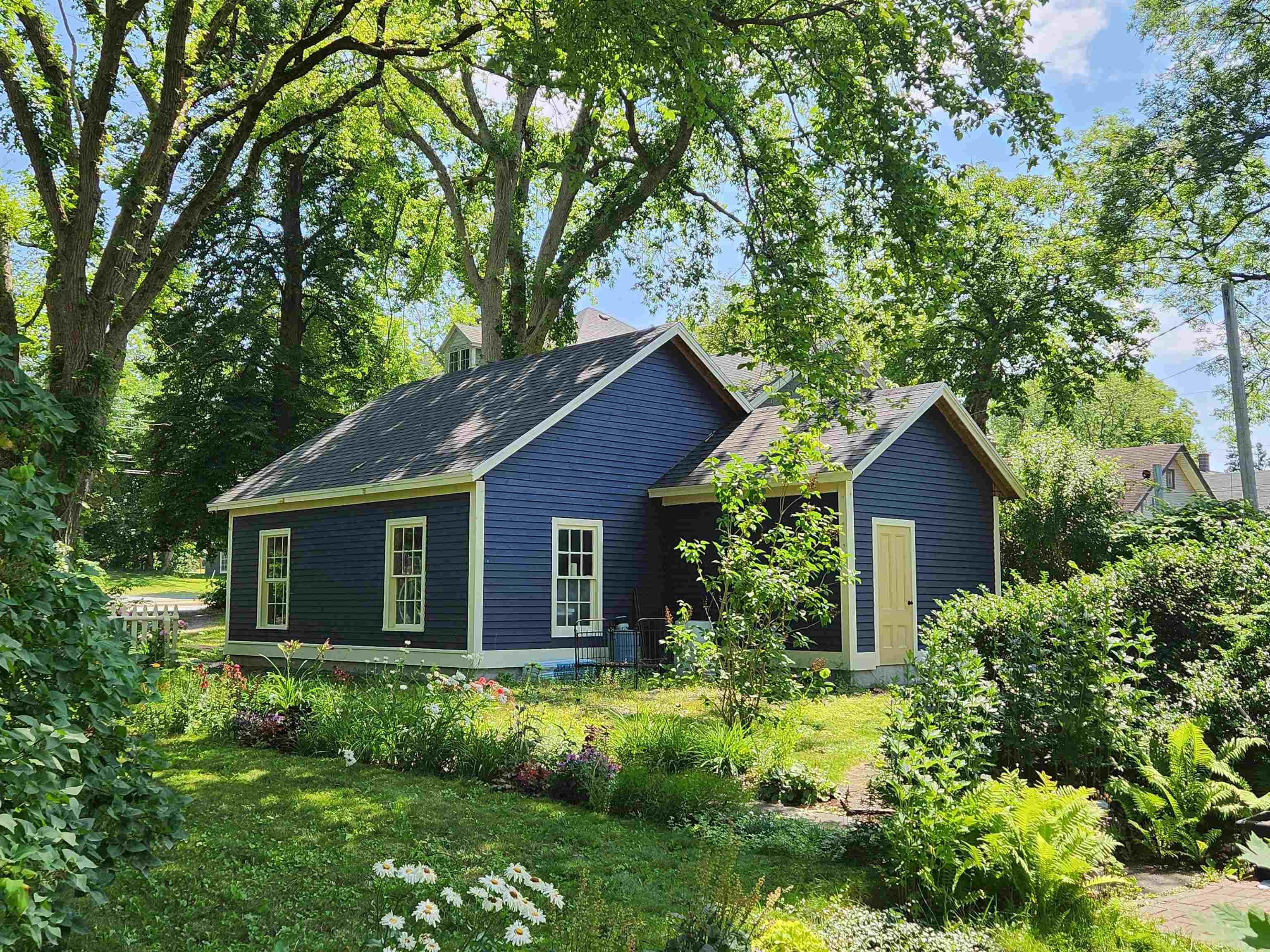 $649,900.00: 382 Main Street, Liverpool