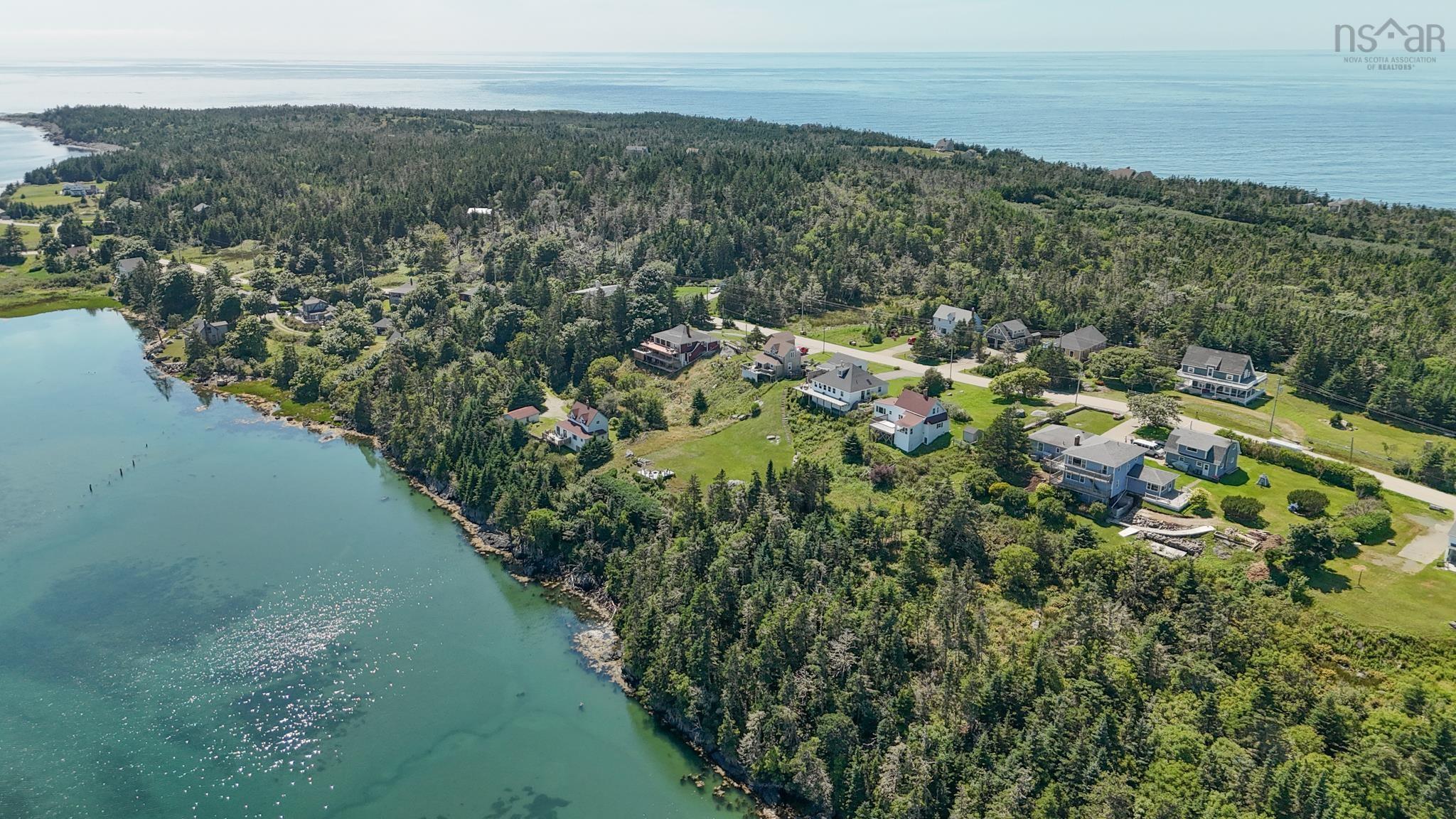 $699,900.00: 1428 Highway 304, Cape Forchu