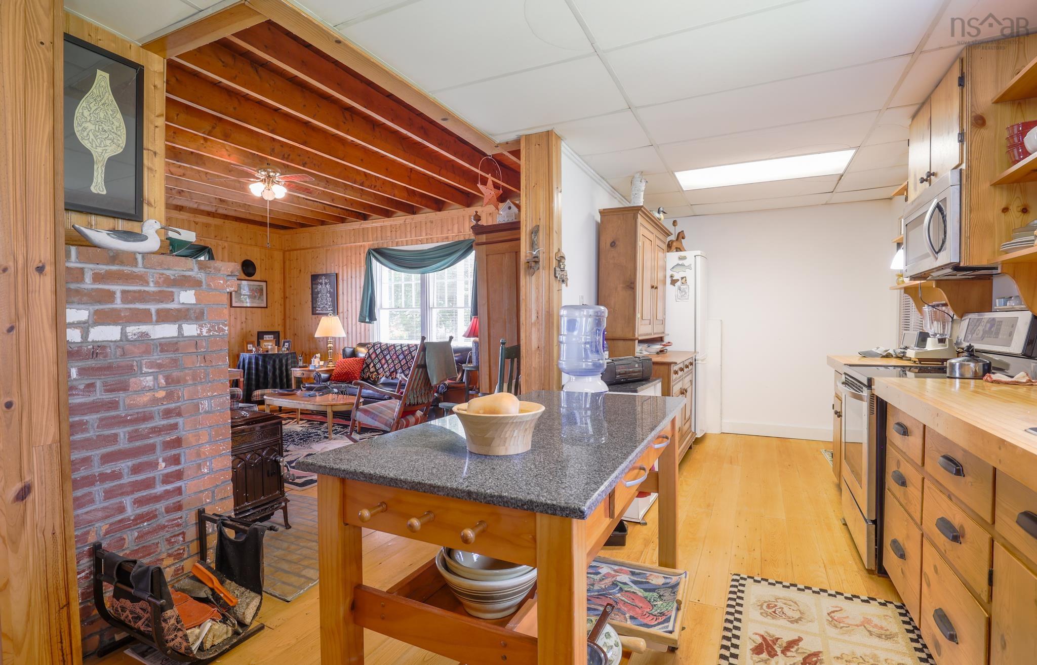 $699,900.00: 1428 Highway 304, Cape Forchu