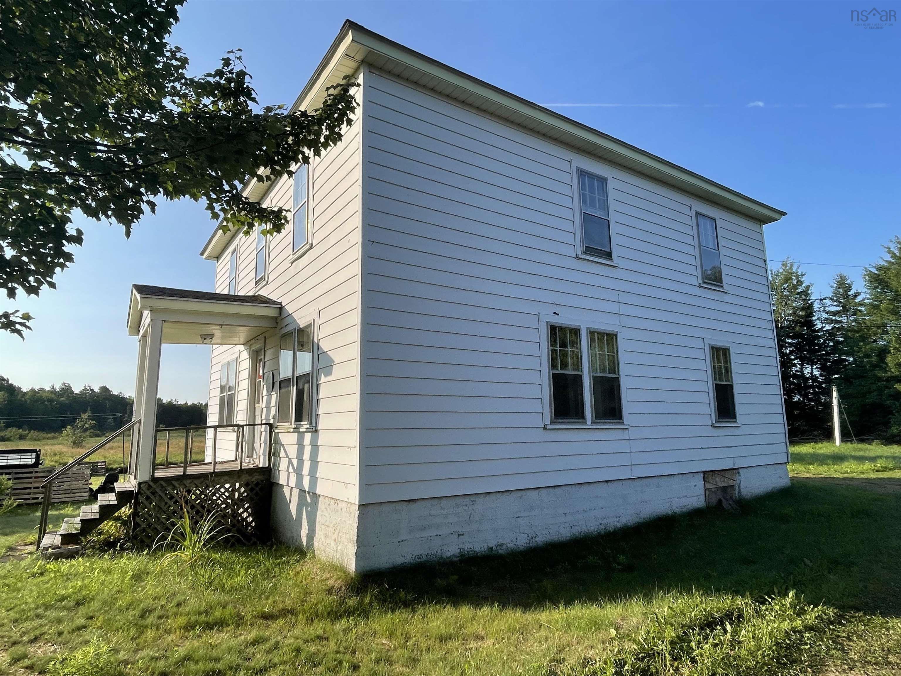 $90,000.00: 245 Station Street, Maccan