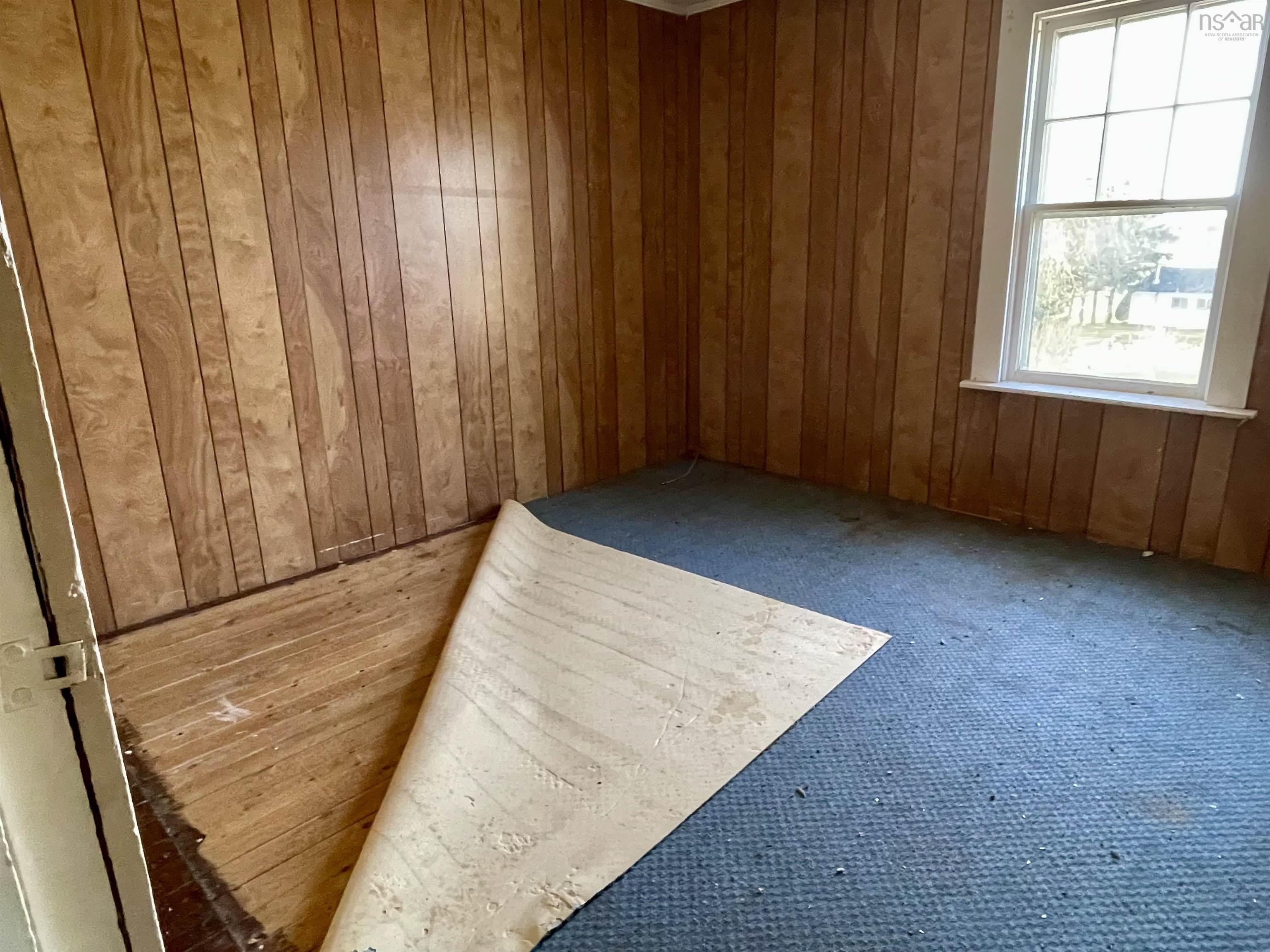 $90,000.00: 245 Station Street, Maccan