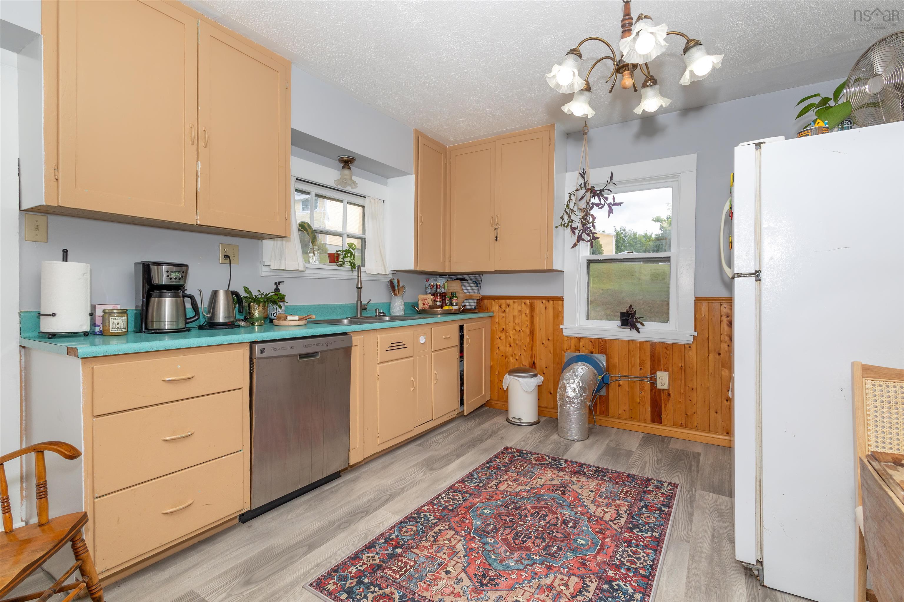 $649,000.00: 525 Chebucto Street, Baddeck