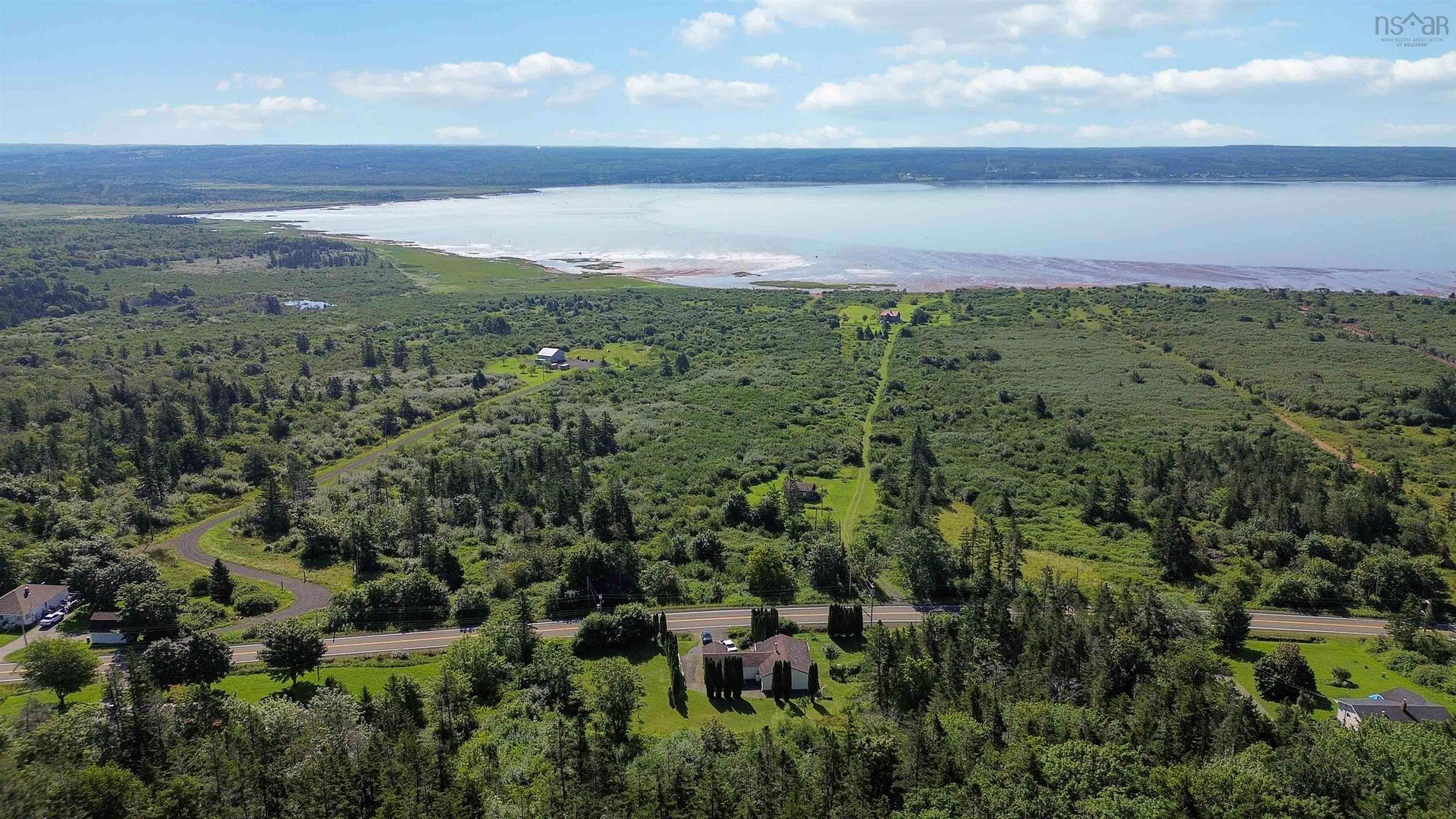 $135,000.00: 10451 Highway 217, Rossway