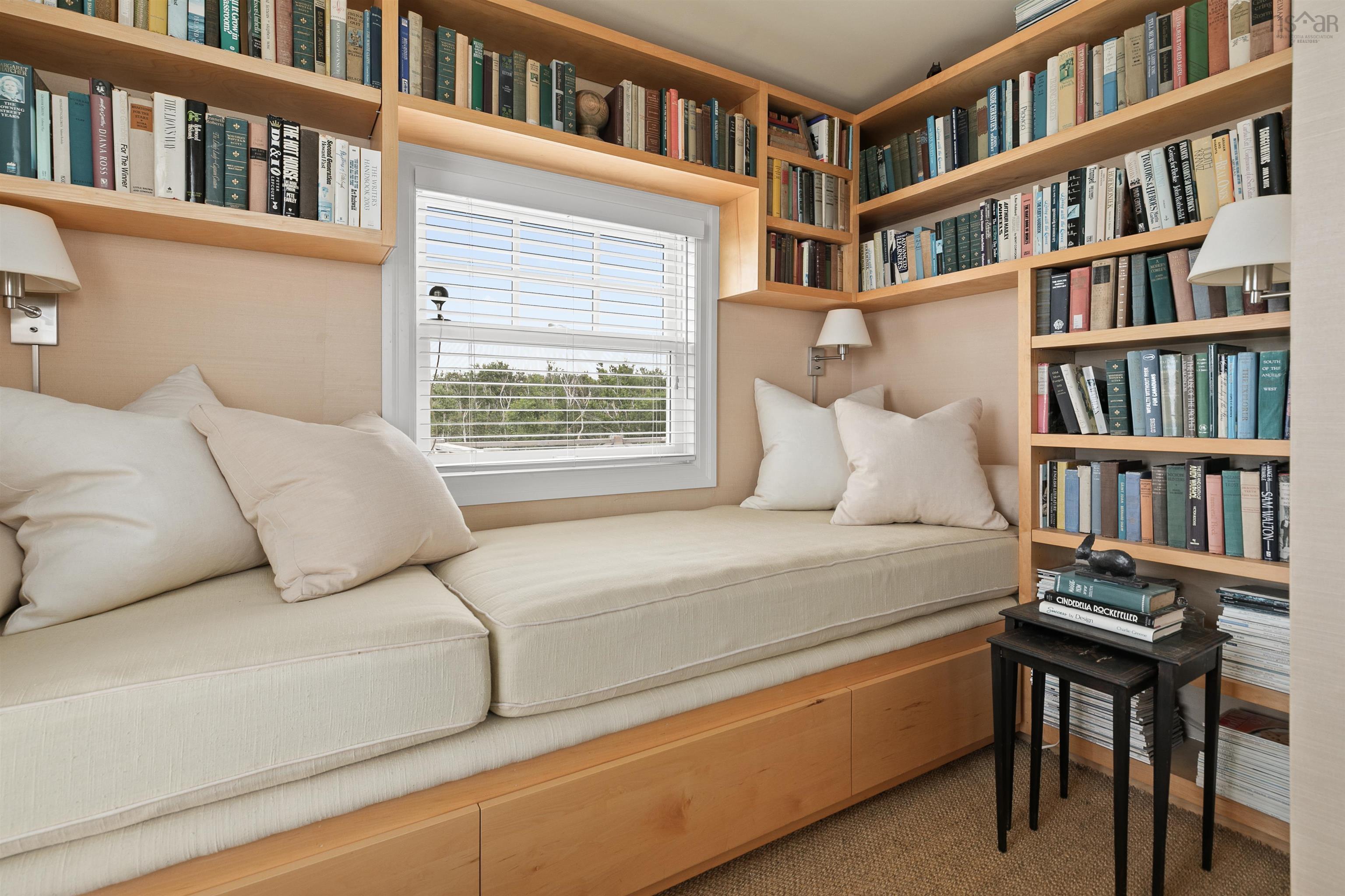 $5,885,000.00: 111 Lighthouse Road, Kings Head