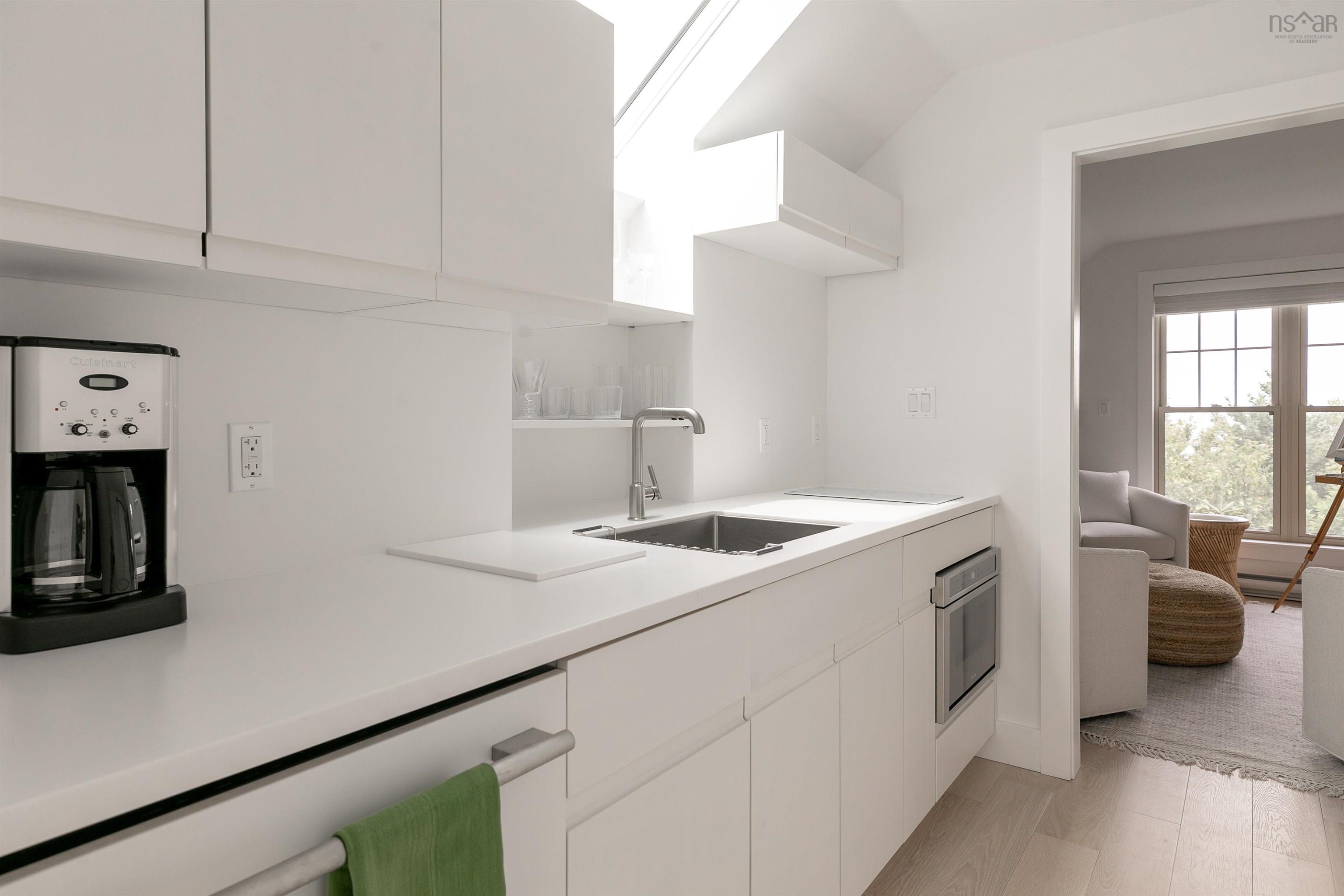 $5,885,000.00: 111 Lighthouse Road, Kings Head