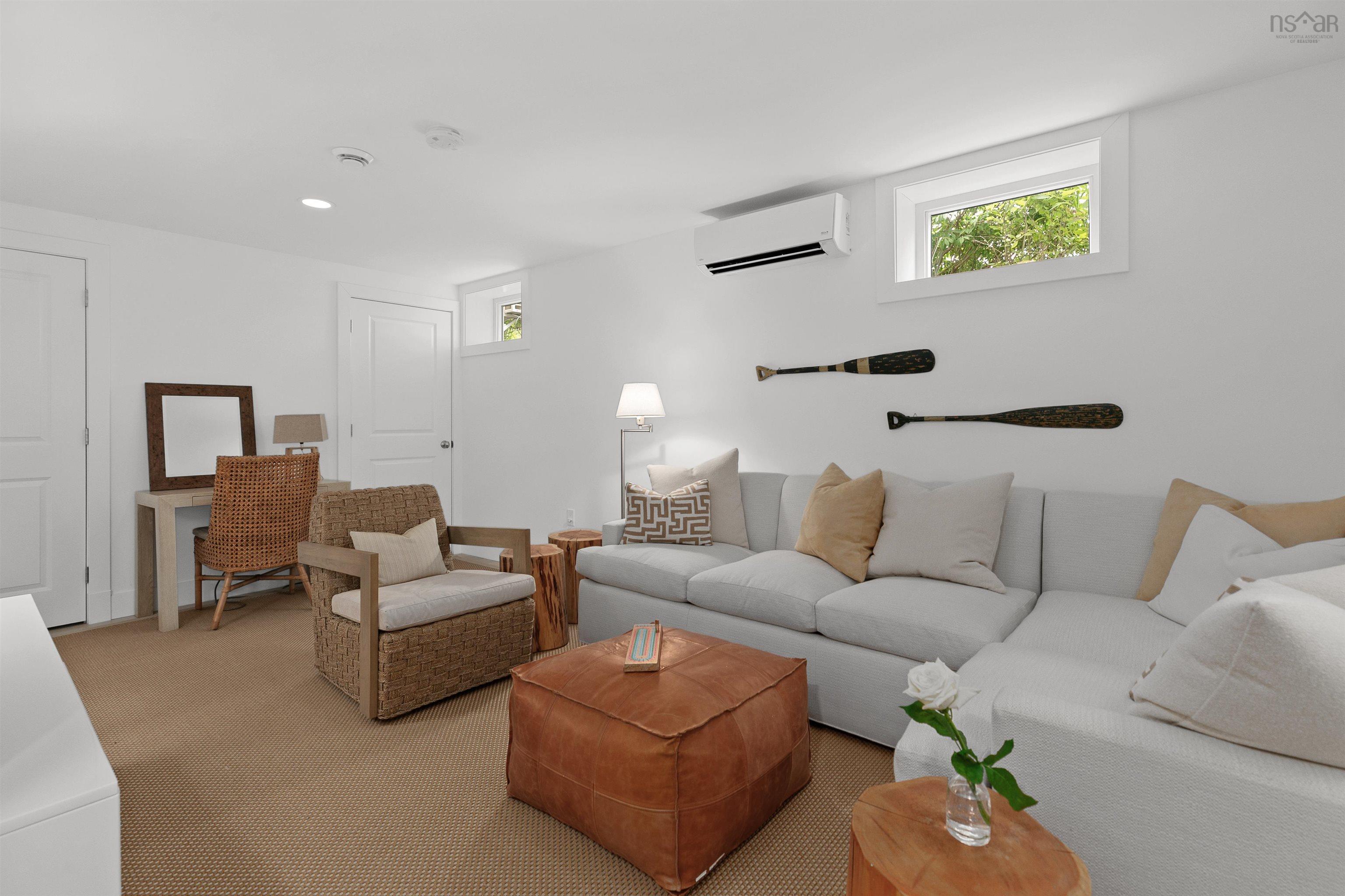 $5,885,000.00: 111 Lighthouse Road, Kings Head