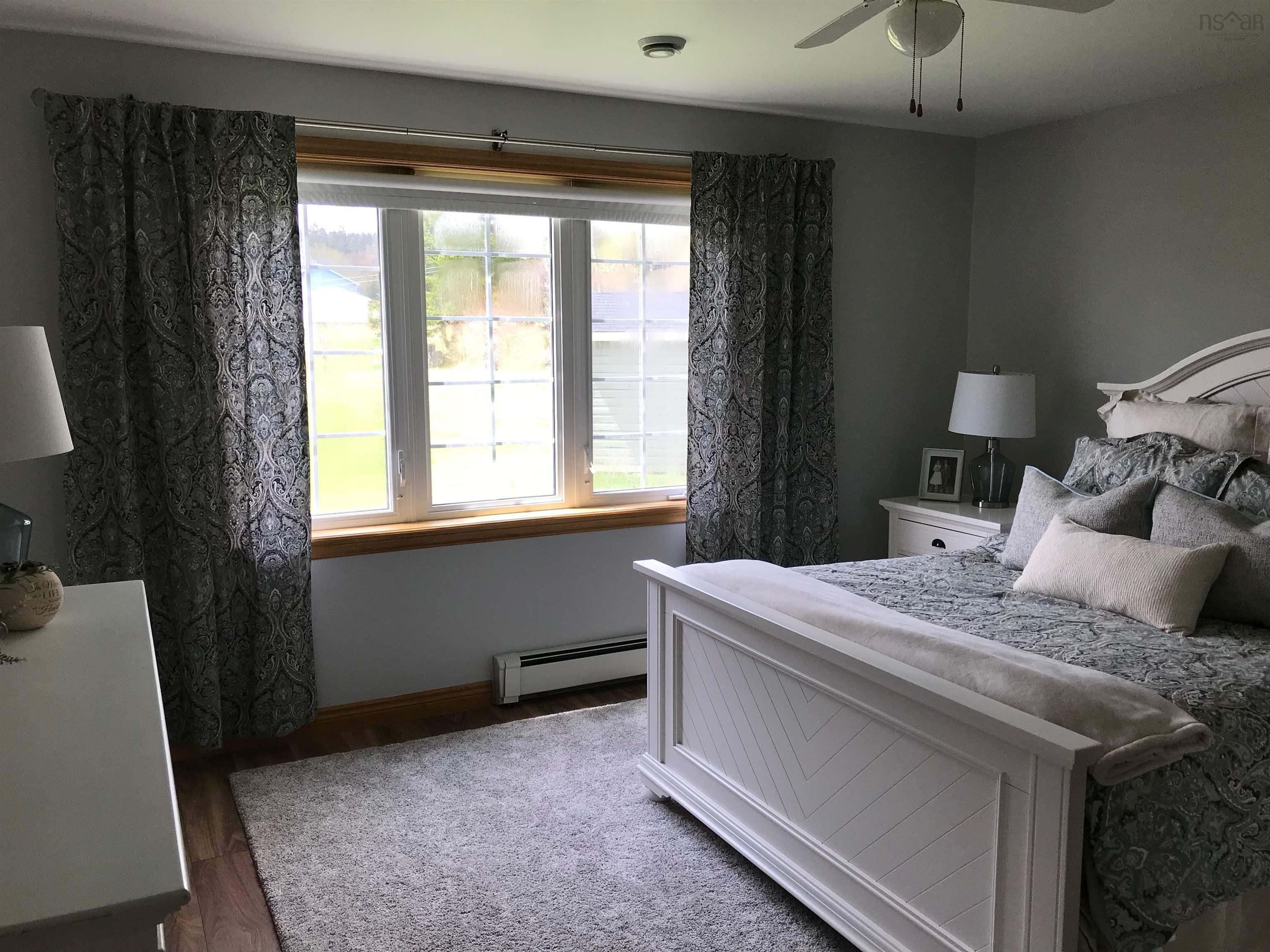 $399,000.00: 42 Hillside Boularderie Road, Groves Point