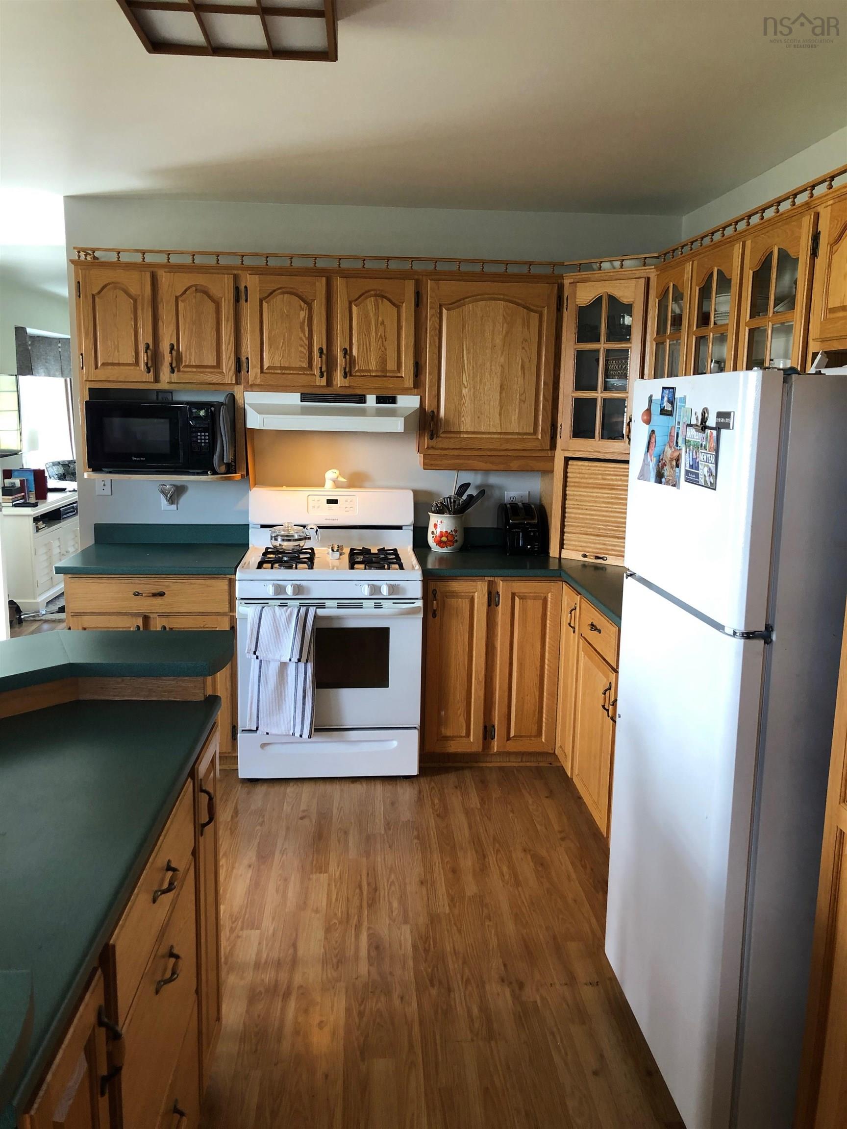 $399,000.00: 42 Hillside Boularderie Road, Groves Point