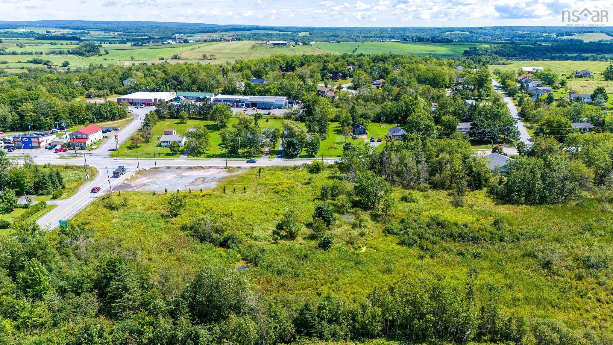 $344,900.00: 2316 Highway 2, Milford