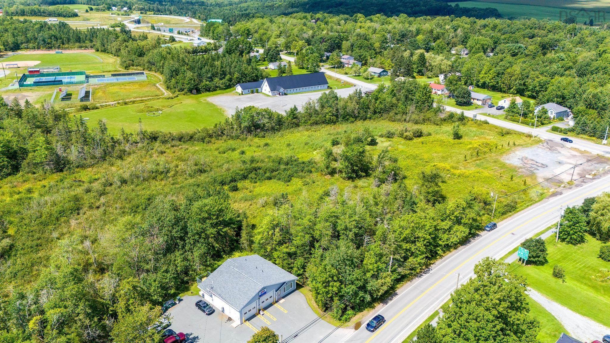 $344,900.00: 2316 Highway 2, Milford