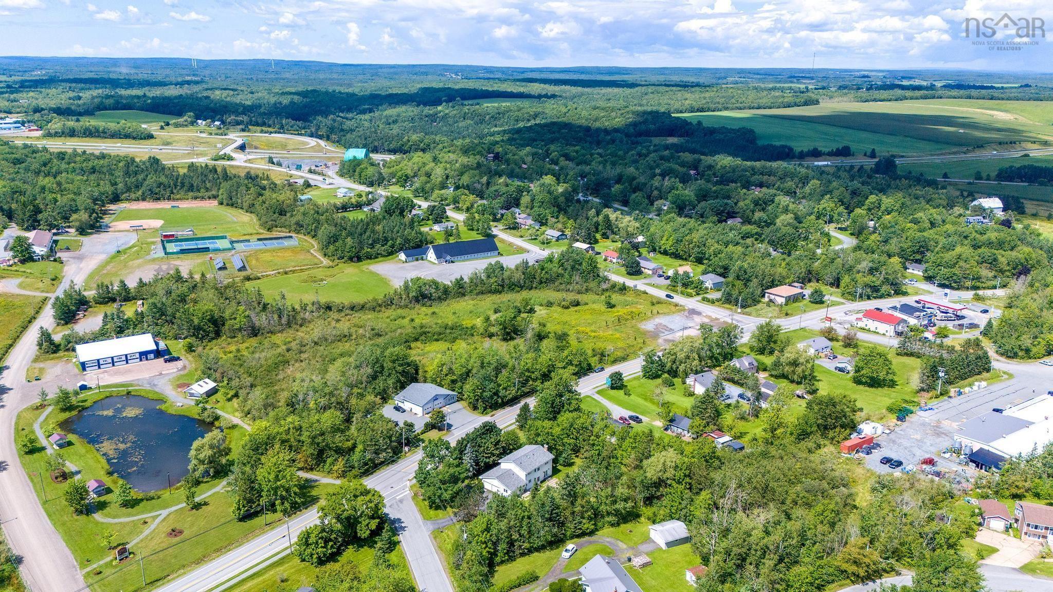 $344,900.00: 2316 Highway 2, Milford