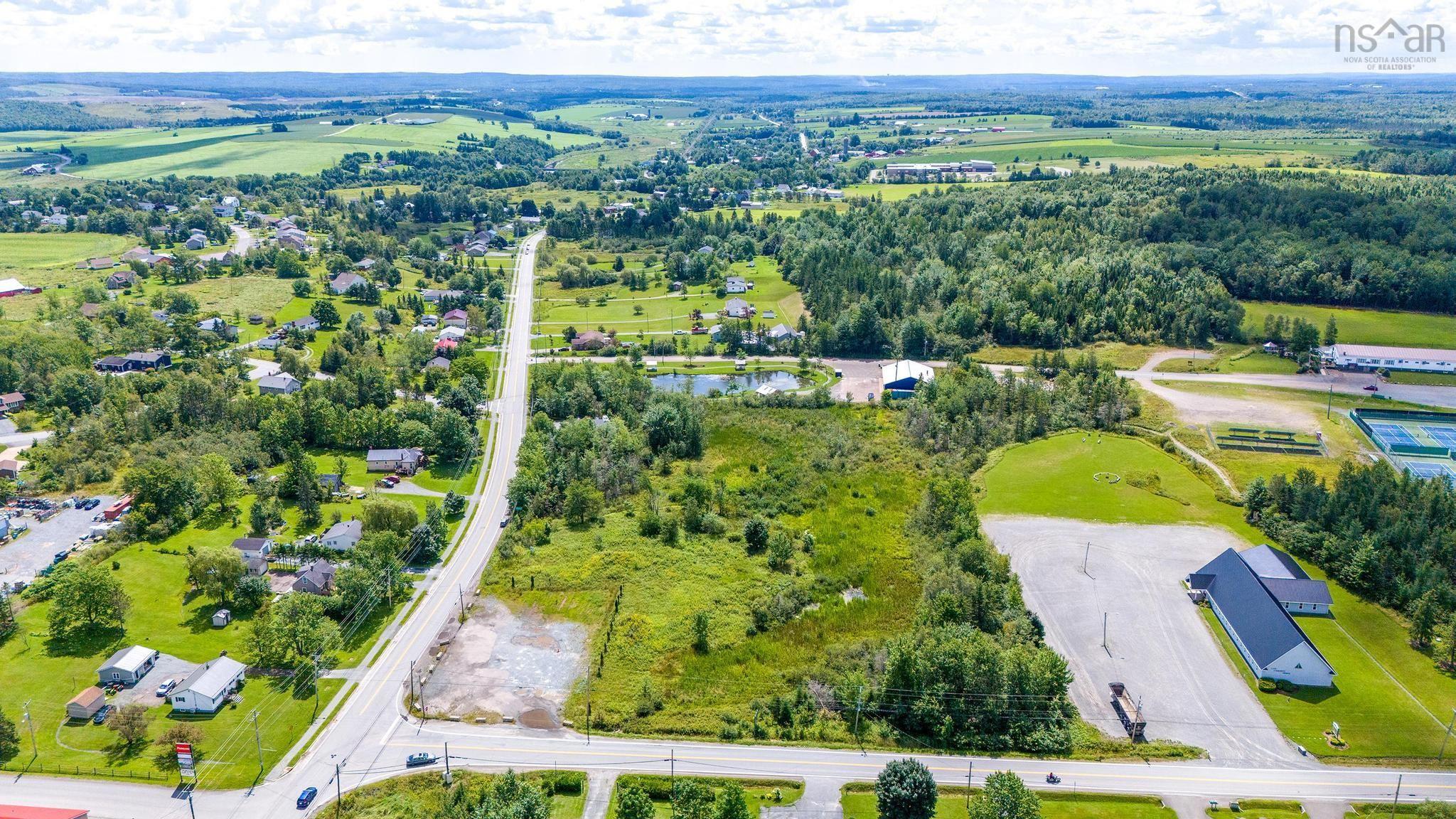 $344,900.00: 2316 Highway 2, Milford