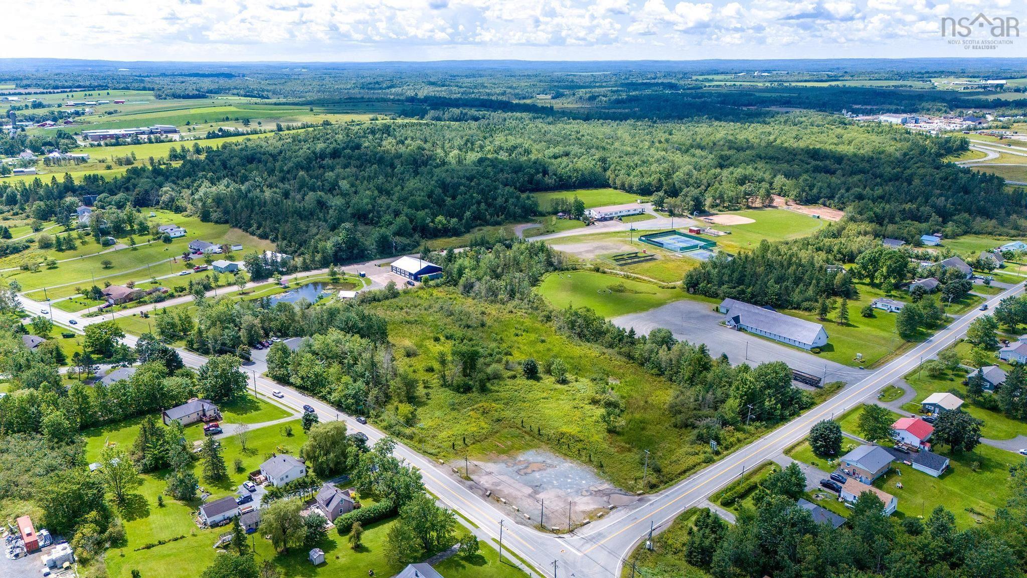 $344,900.00: 2316 Highway 2, Milford