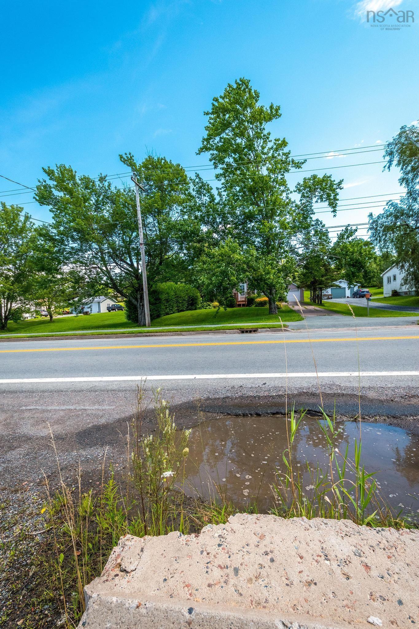 $344,900.00: 2316 Highway 2, Milford