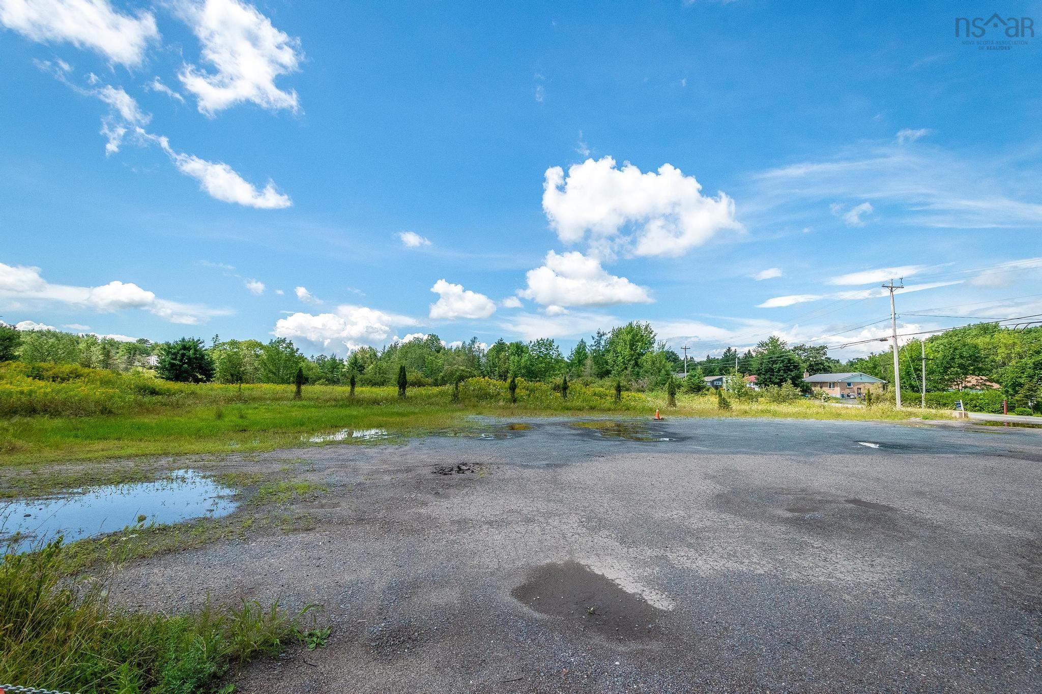 $344,900.00: 2316 Highway 2, Milford