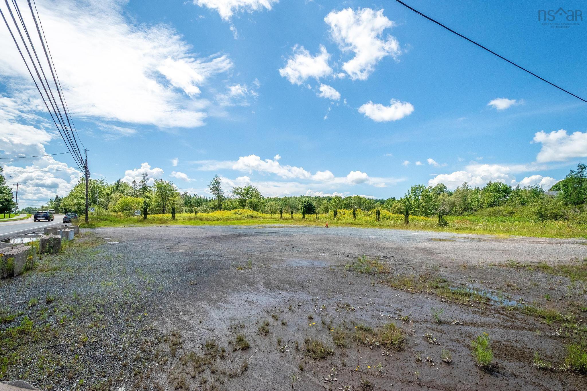 $344,900.00: 2316 Highway 2, Milford