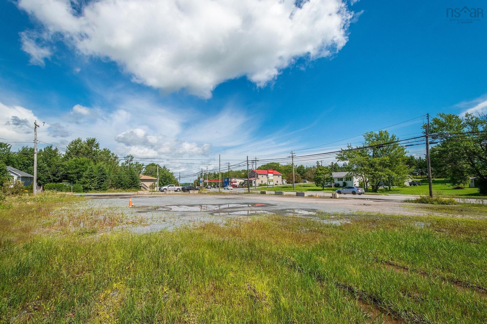 $344,900.00: 2316 Highway 2, Milford