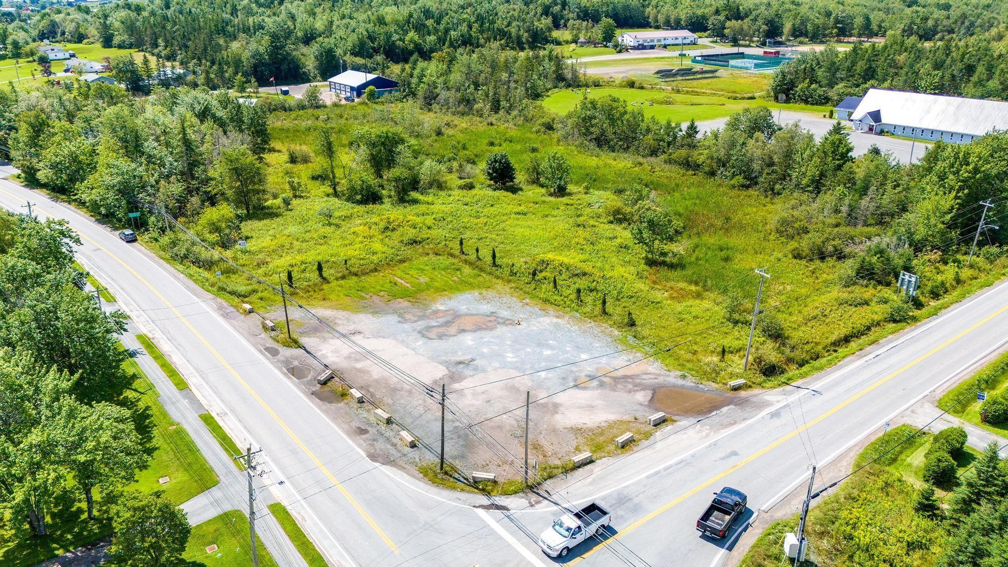 $344,900.00: 2316 Highway 2, Milford