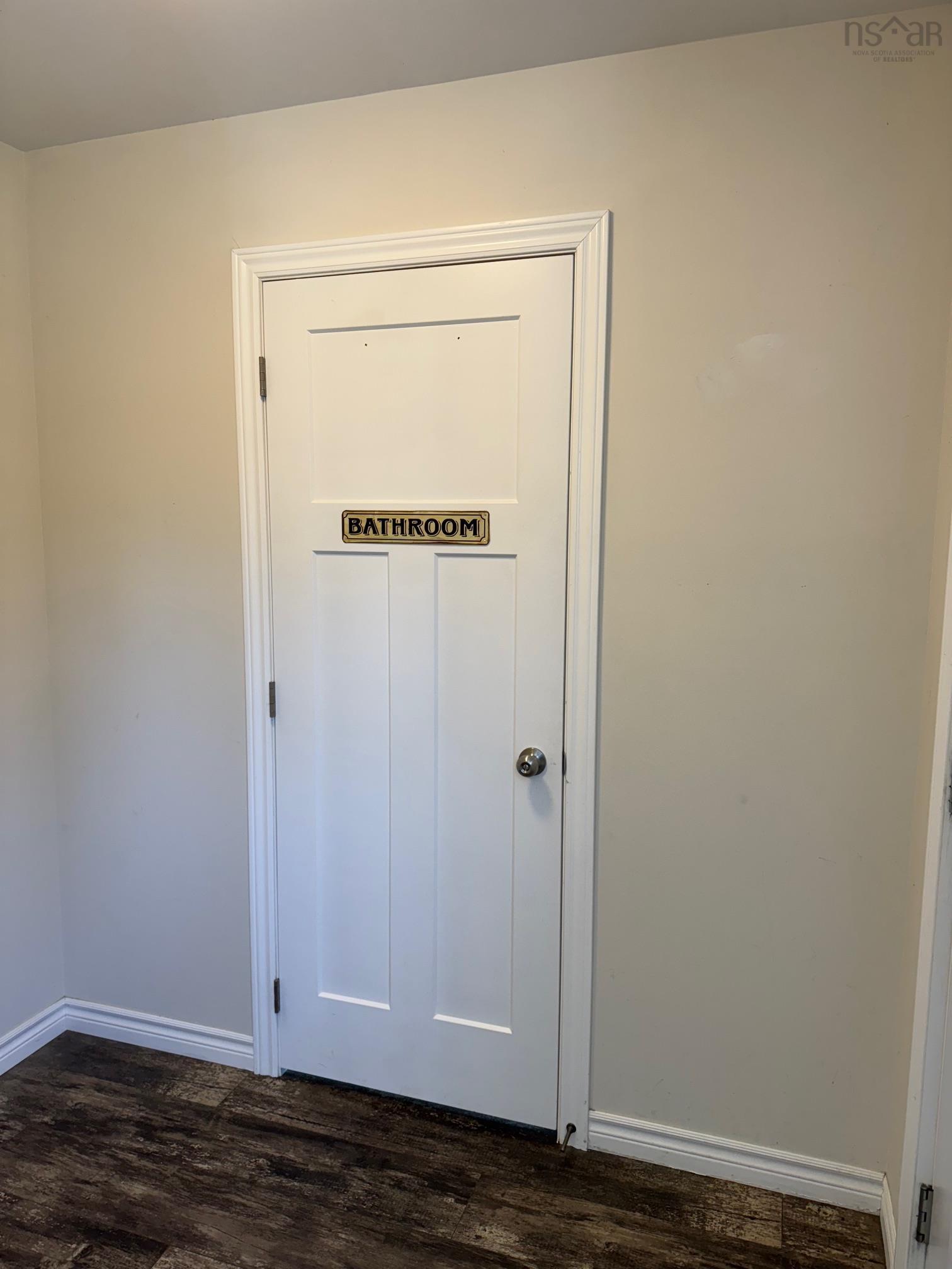 $799,000.00: 242 Rodney Drive, Malagawatch