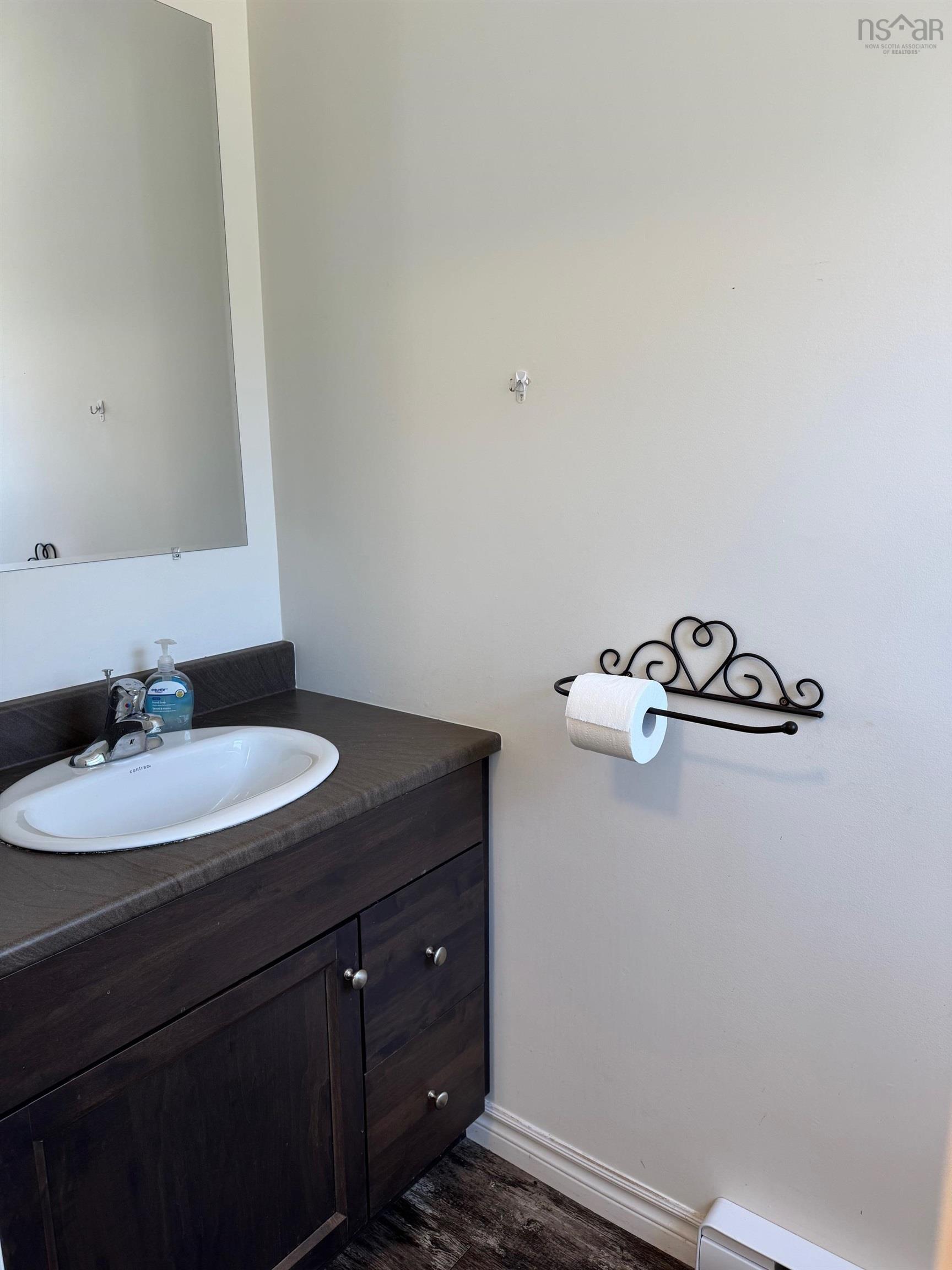 $799,000.00: 242 Rodney Drive, Malagawatch