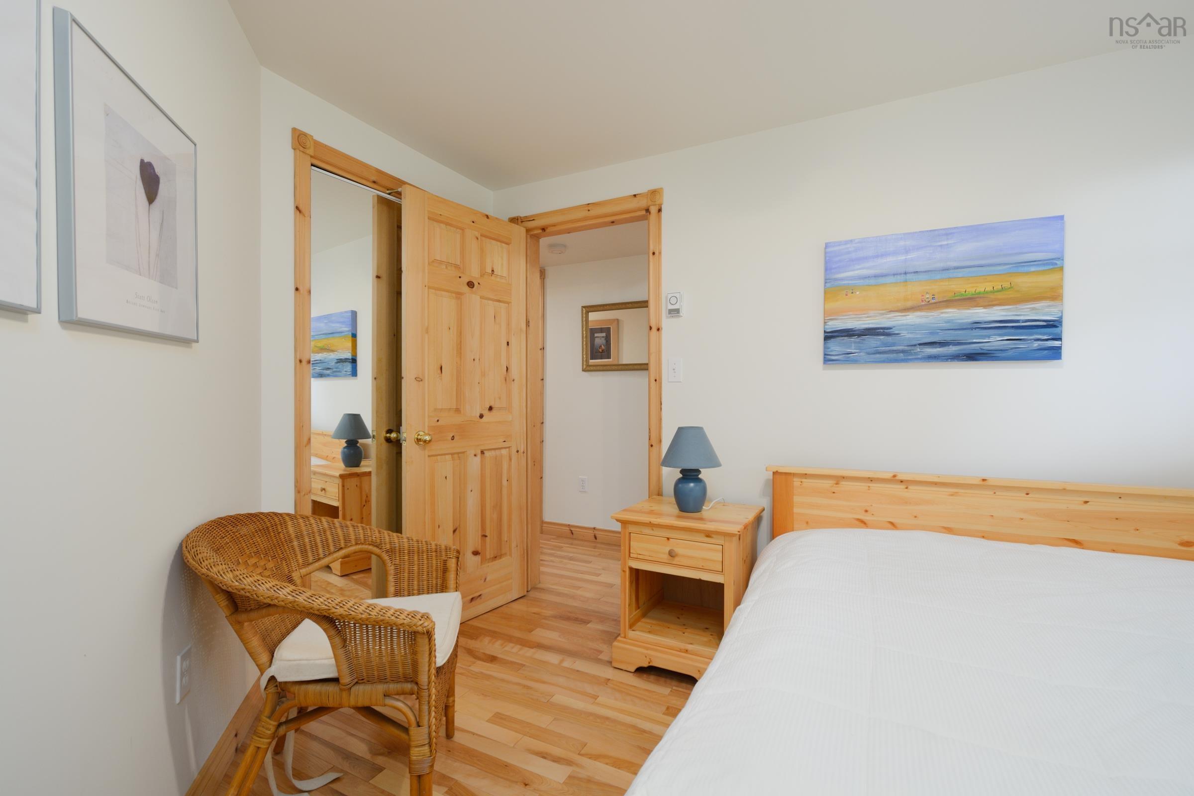 $549,000.00: 74 6101 Rd (Leo’s Lane), Roberta