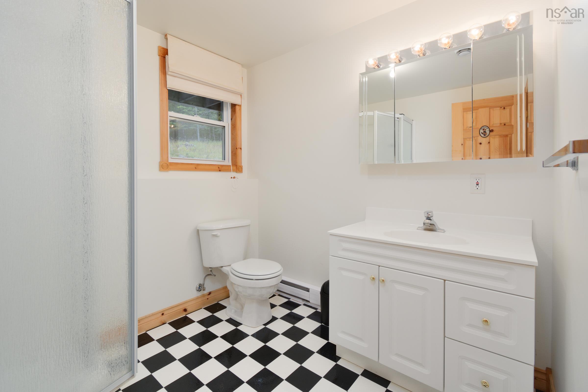 $549,000.00: 74 6101 Rd (Leo’s Lane), Roberta