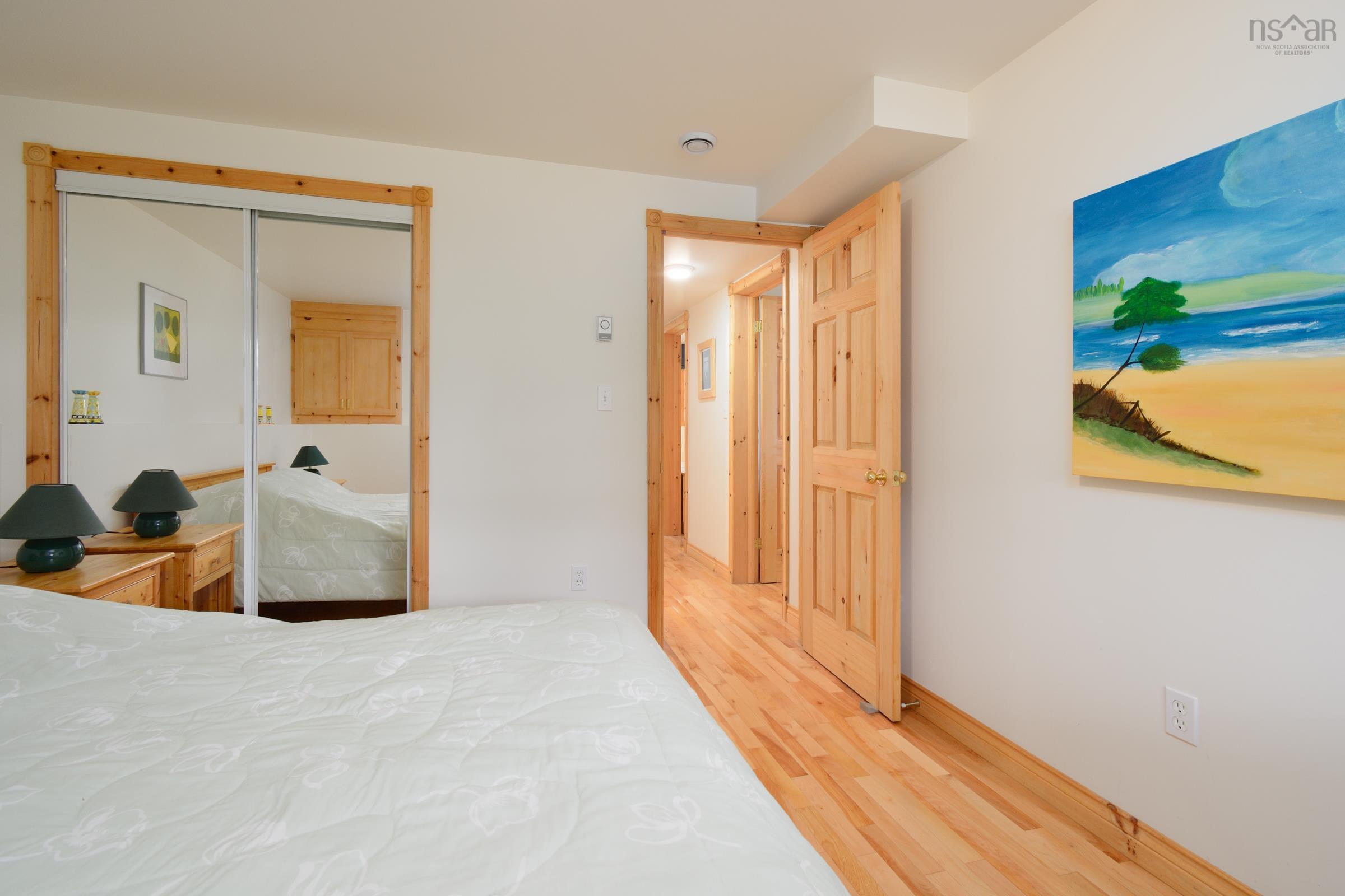 $549,000.00: 74 6101 Rd (Leo’s Lane), Roberta