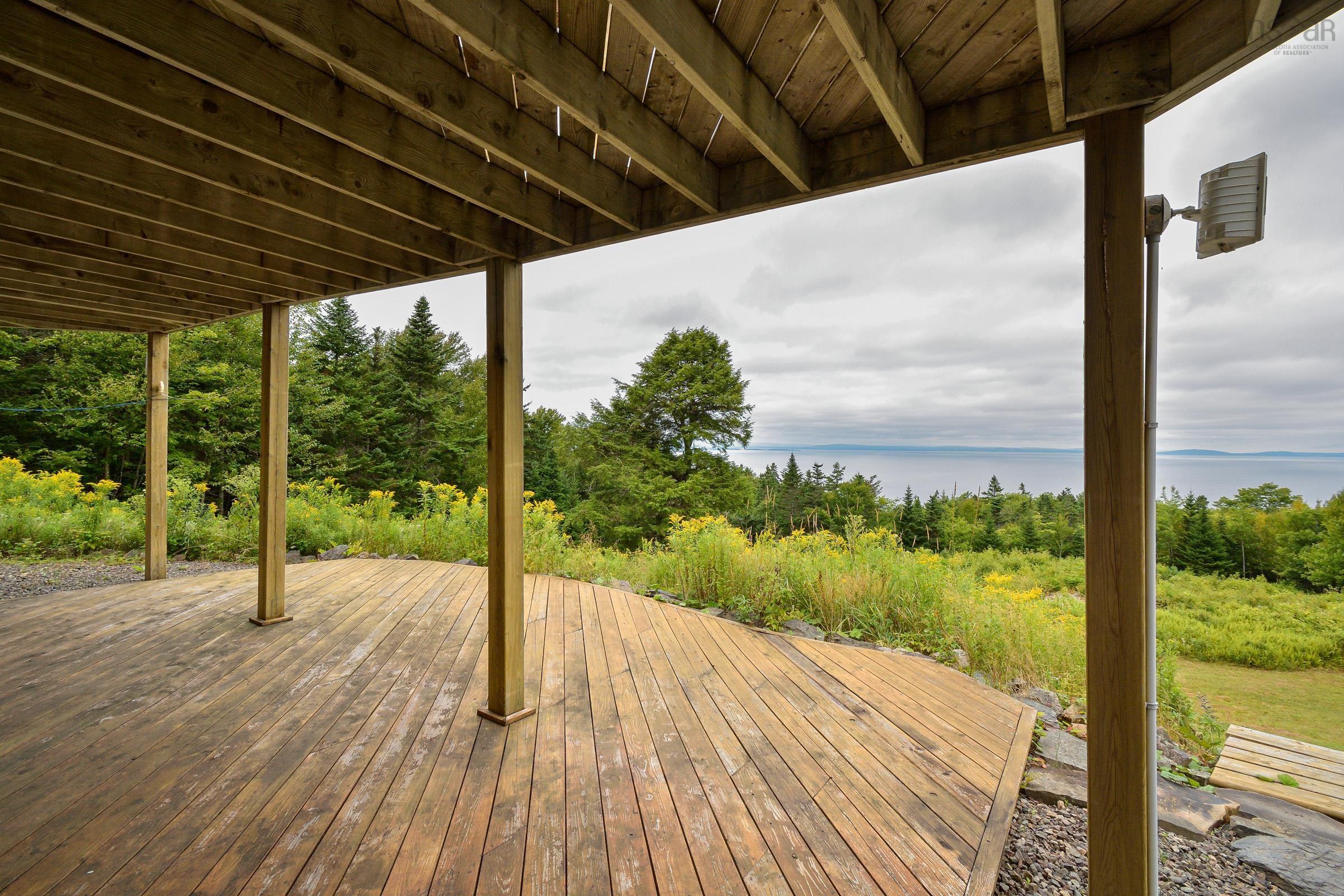 $549,000.00: 74 6101 Rd (Leo’s Lane), Roberta