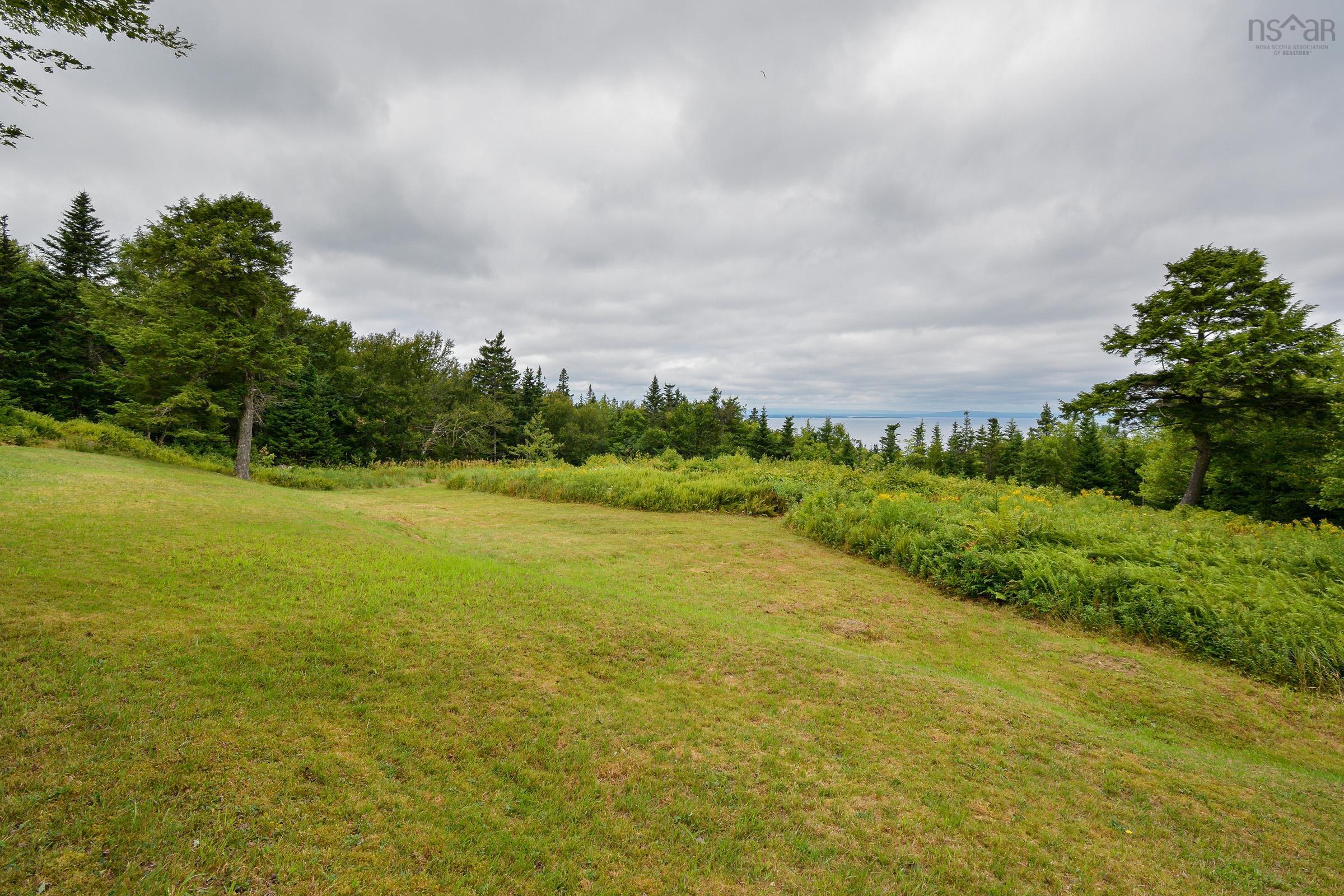 $549,000.00: 74 6101 Rd (Leo’s Lane), Roberta