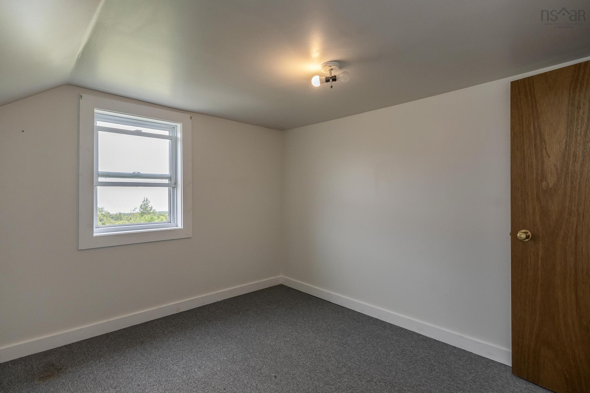 $499,900.00: 239 Brinton Road, Port Lorne