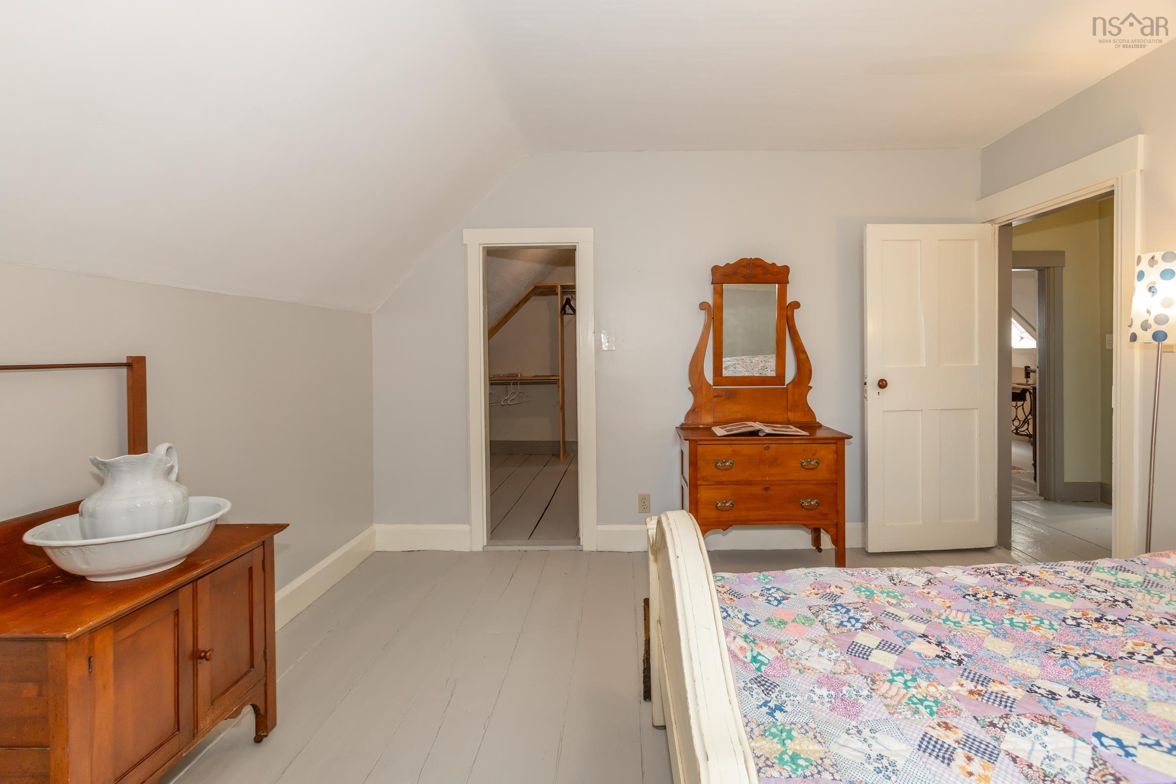 9262 St Croix Cove Road 