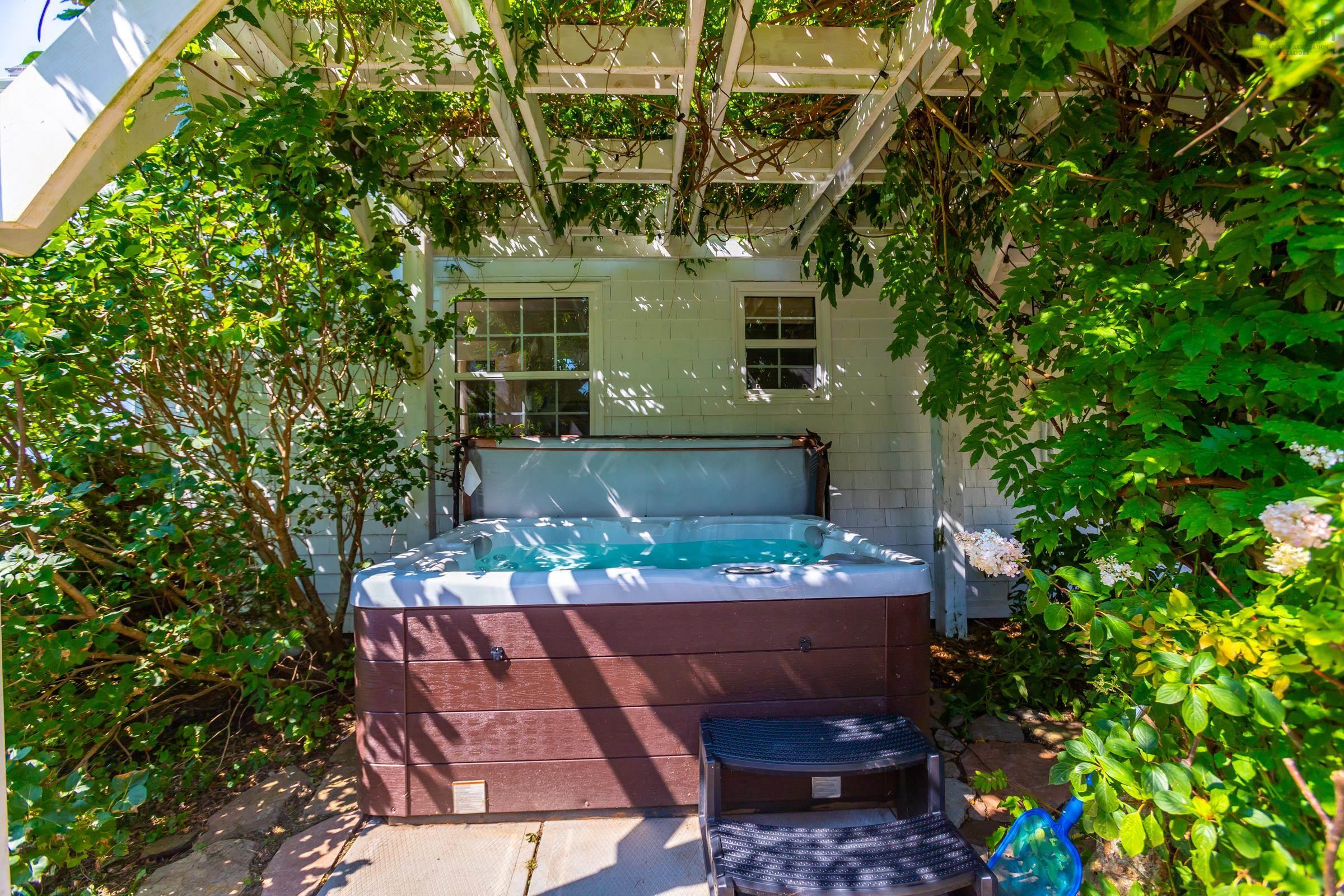 9262 St Croix Cove Road 