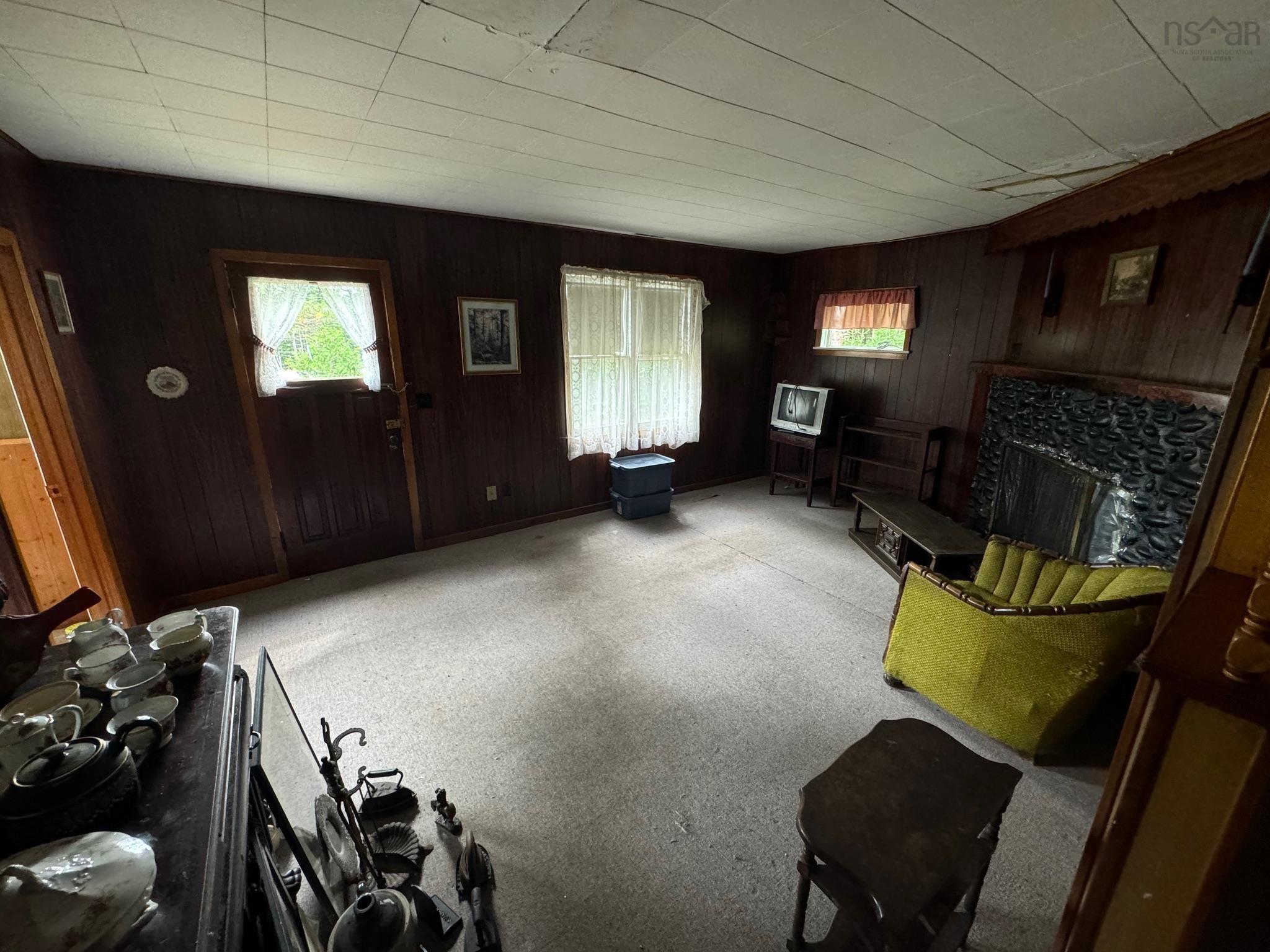 $85,000.00: 12272 Highway 105, Bucklaw