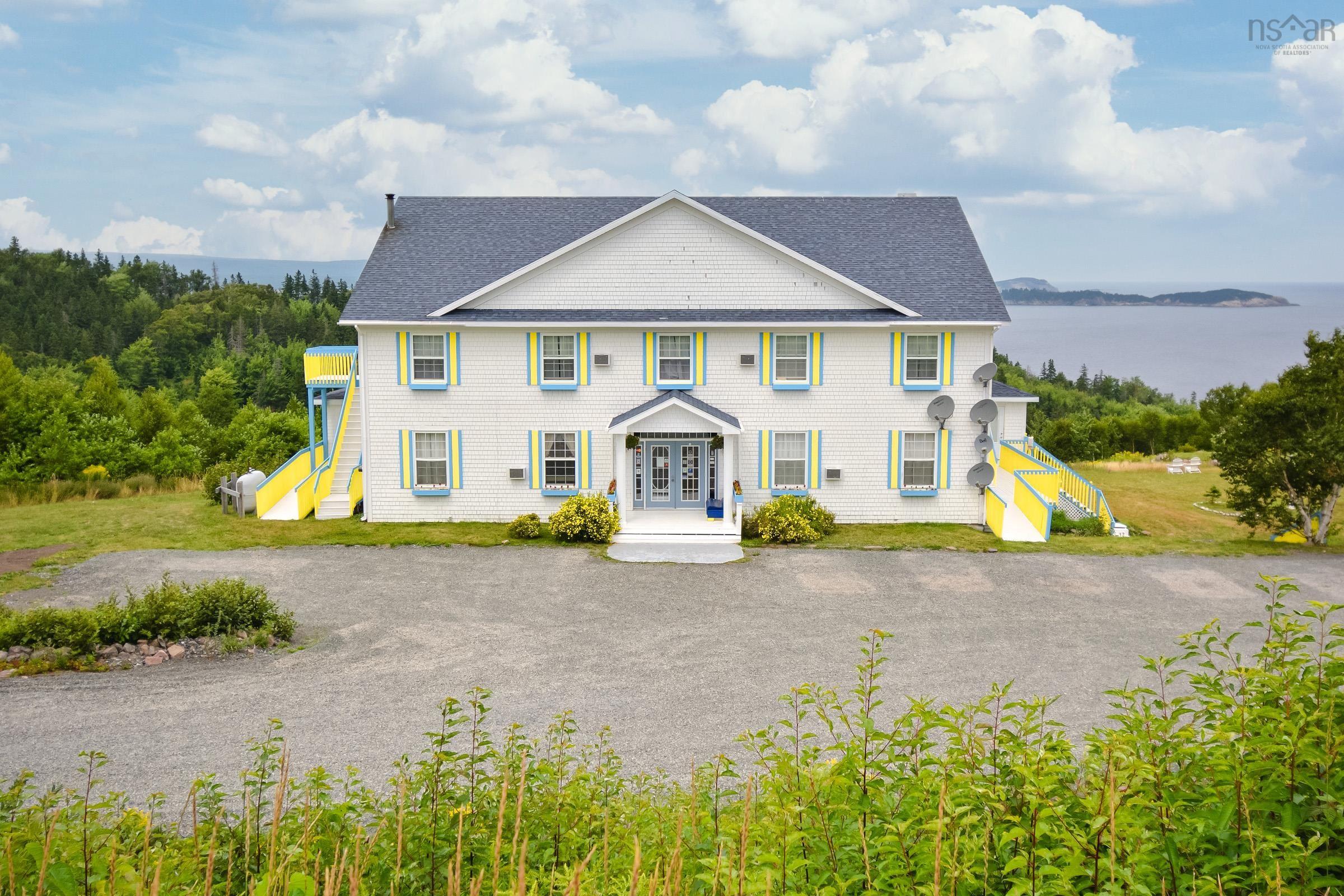 39339 Cabot Trail 