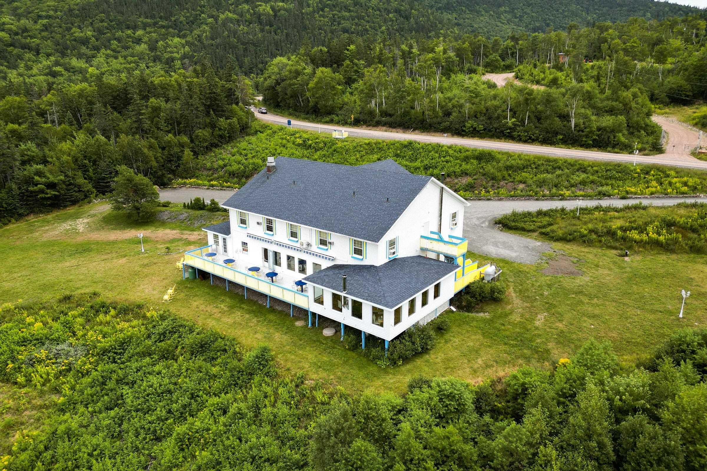 39339 Cabot Trail 