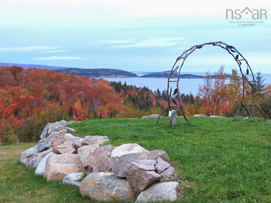 39339 Cabot Trail 