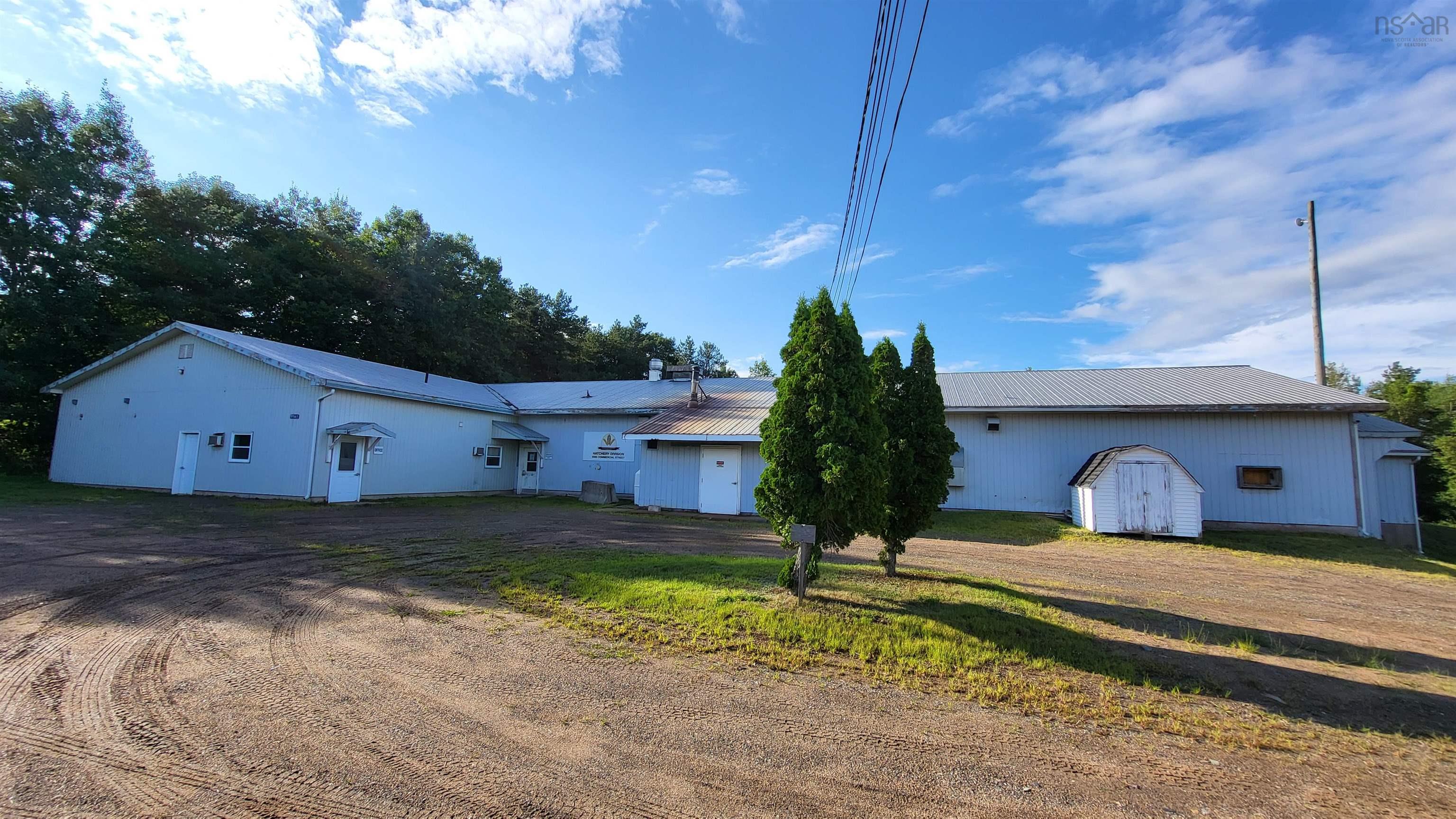$1,099,000.00: 9565 Commercial Street, New Minas