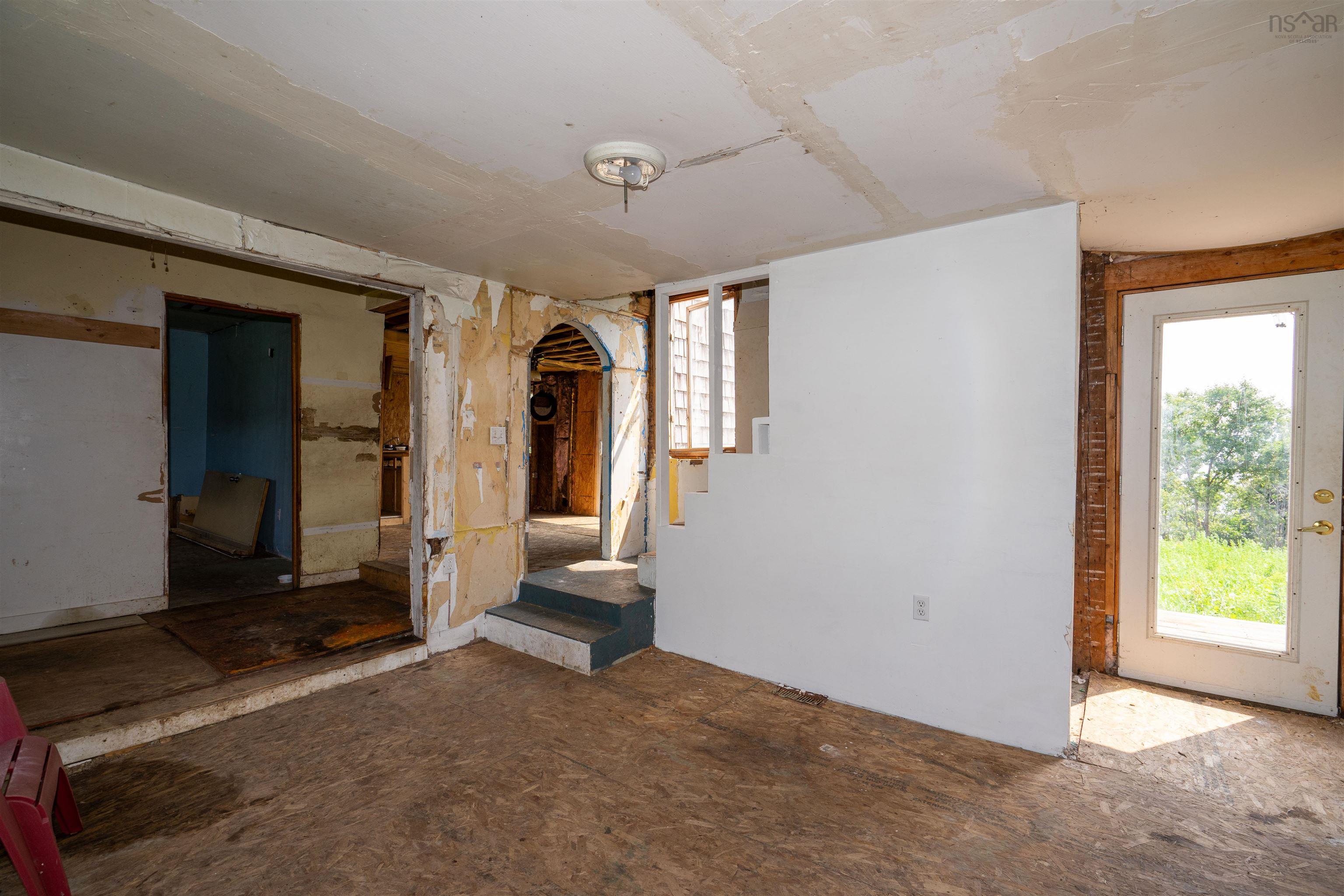 $149,000.00: 1234 Granville Road, Victoria Beach