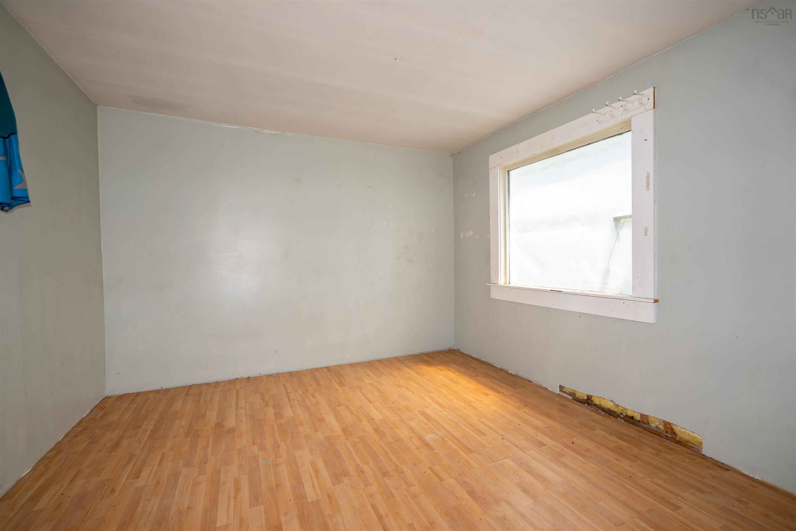 $149,000.00: 1234 Granville Road, Victoria Beach