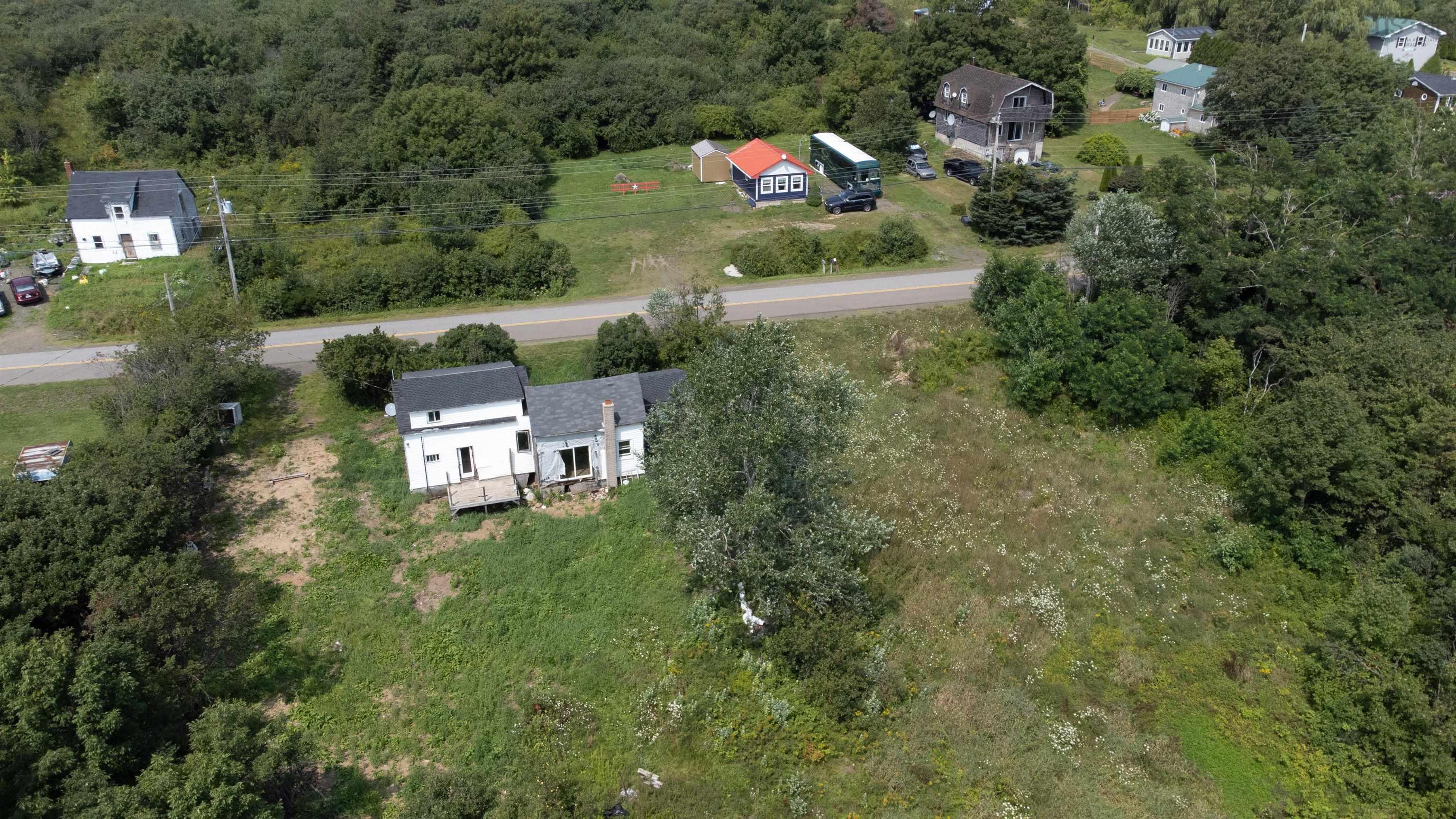 $149,000.00: 1234 Granville Road, Victoria Beach