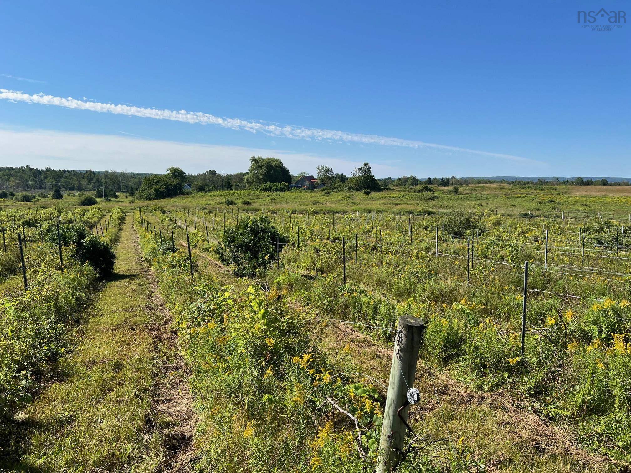 $279,900.00: 215 6055 Highway 215, Kempt Shore