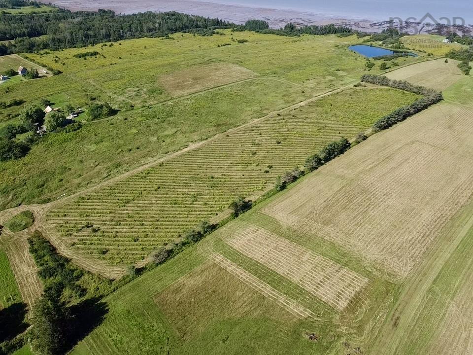 $279,900.00: 215 6055 Highway 215, Kempt Shore