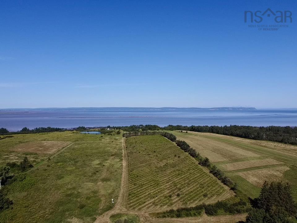 $279,900.00: 215 6055 Highway 215, Kempt Shore