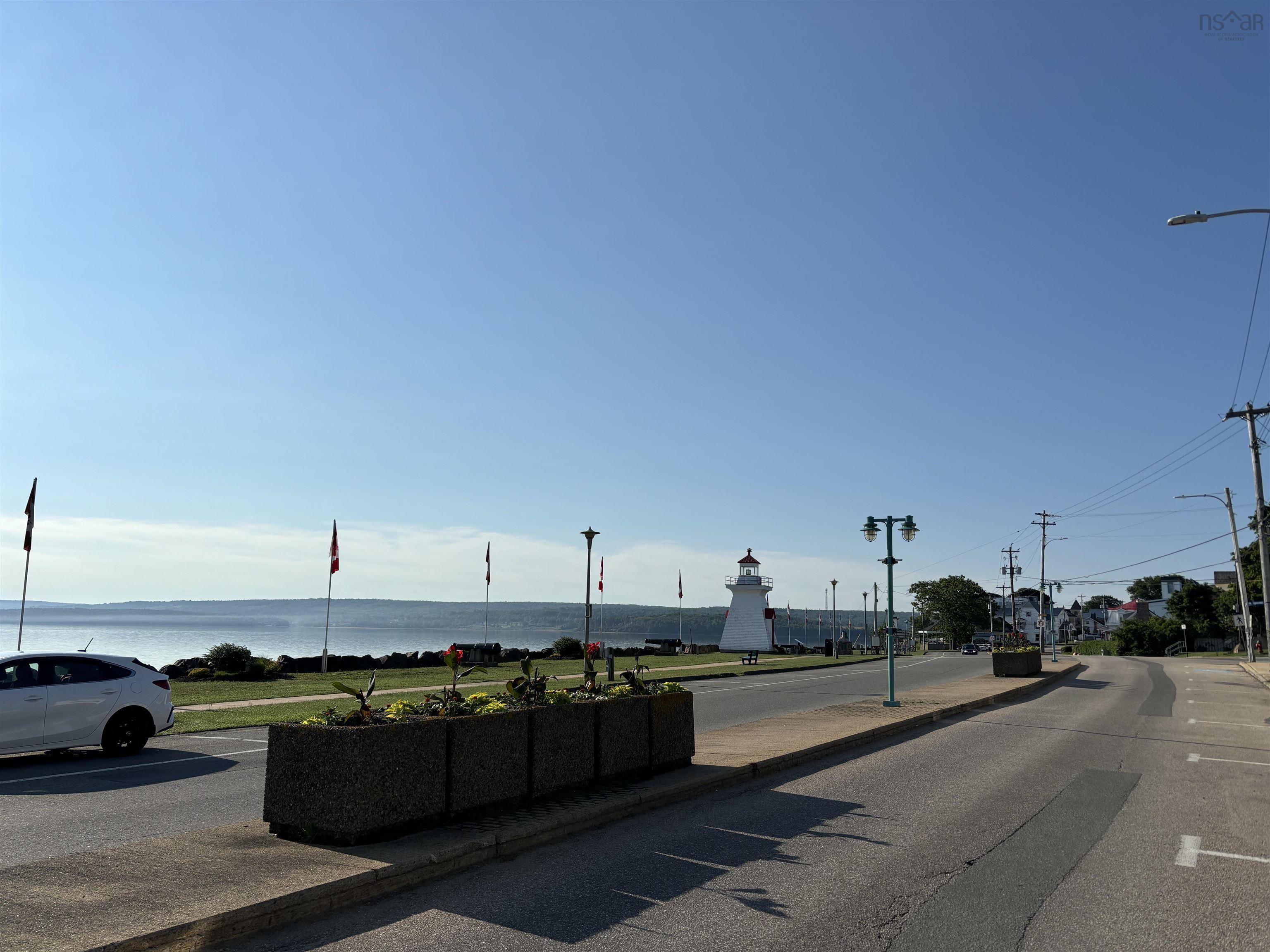 $248,888.00: 9 Water Street, Digby