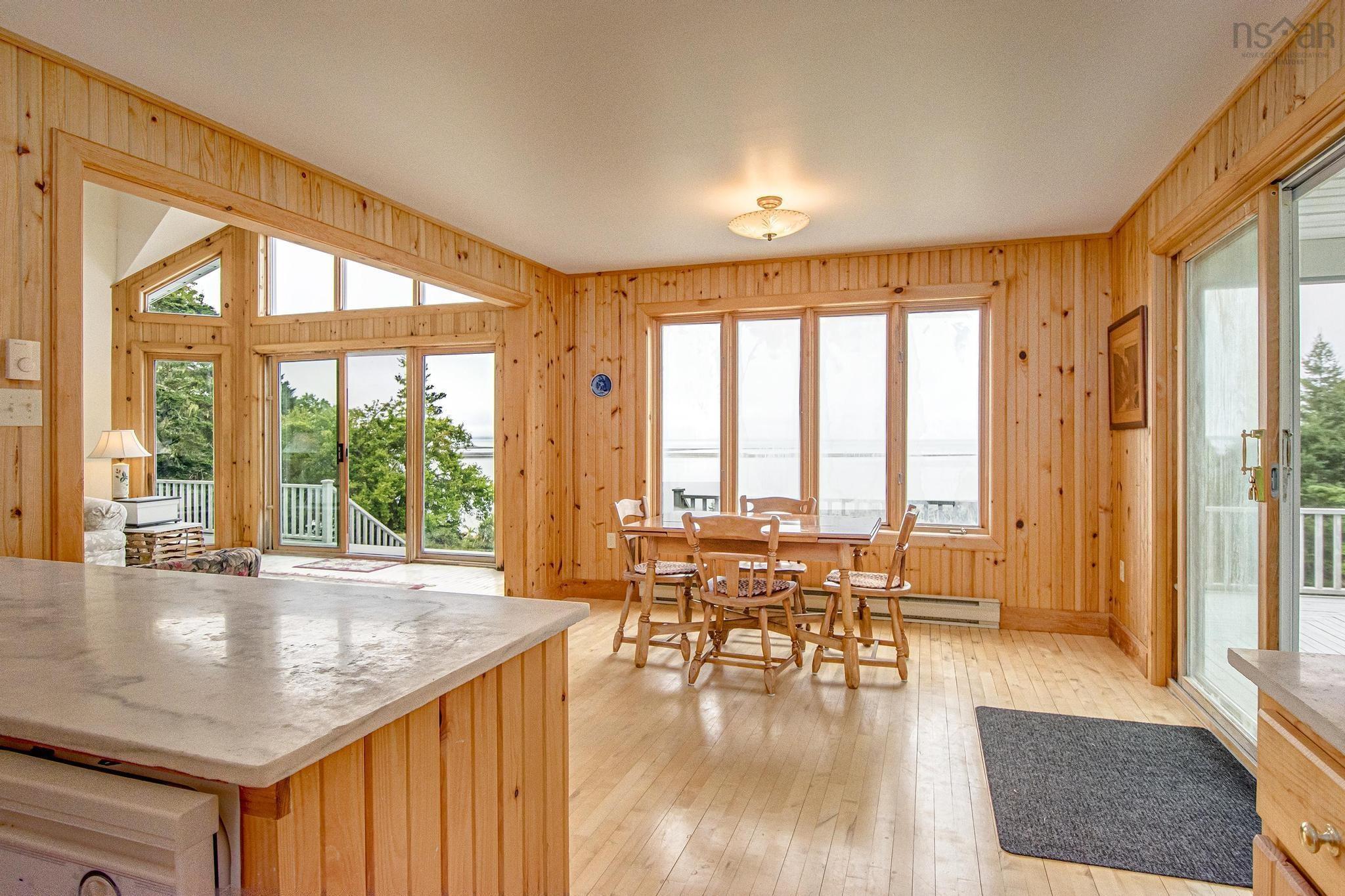 $774,900.00: 3470 Sandy Point Road, Jordan Bay