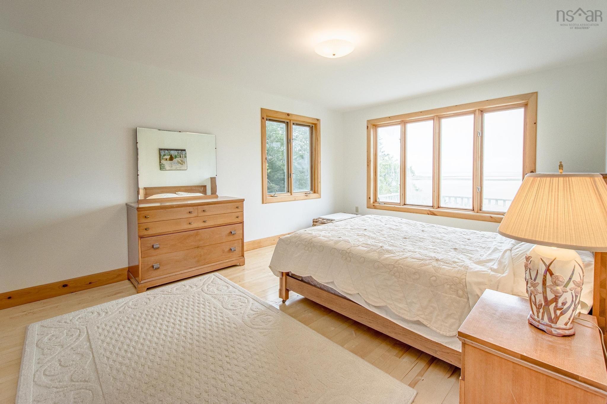 $774,900.00: 3470 Sandy Point Road, Jordan Bay