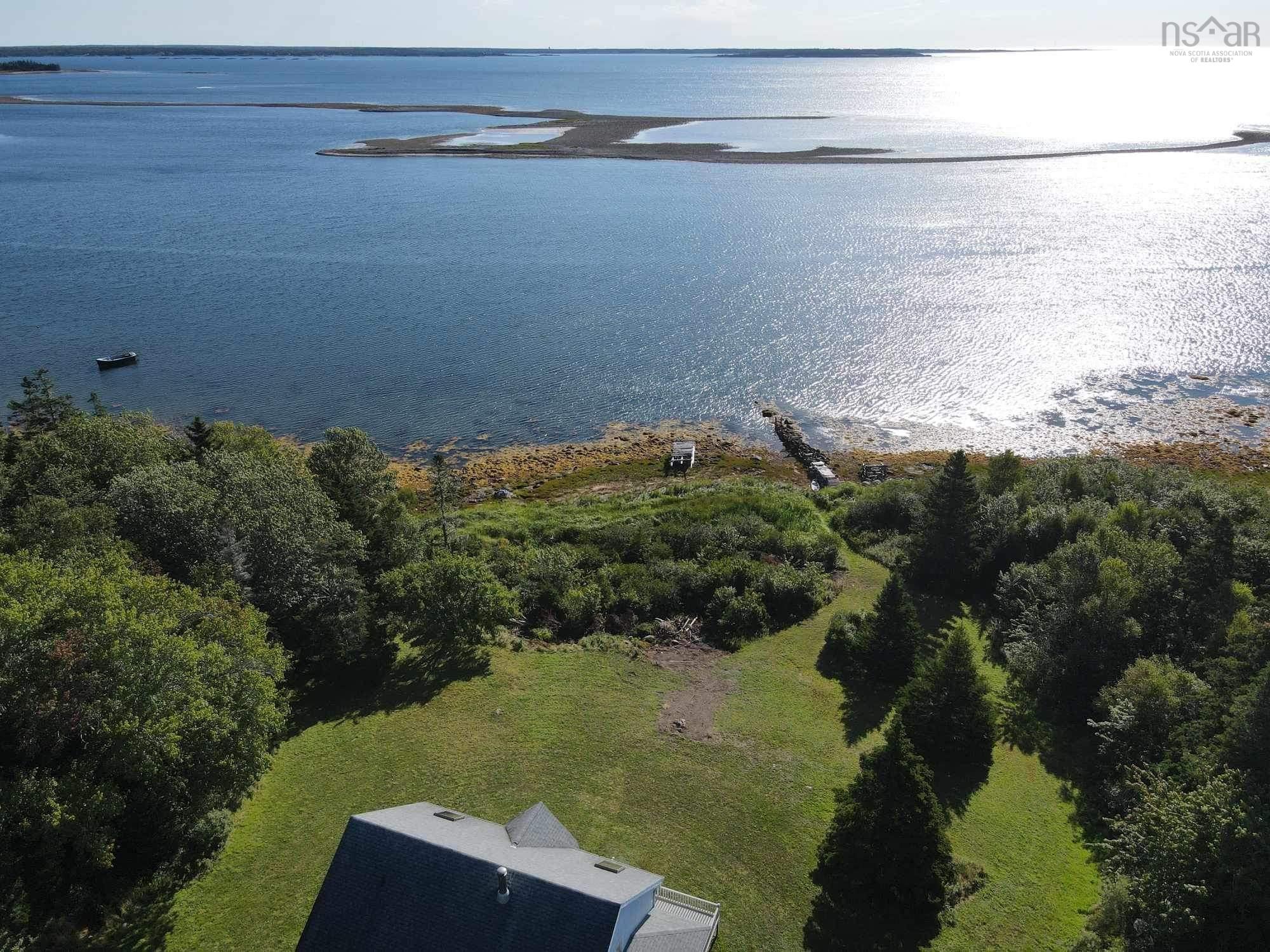 $774,900.00: 3470 Sandy Point Road, Jordan Bay