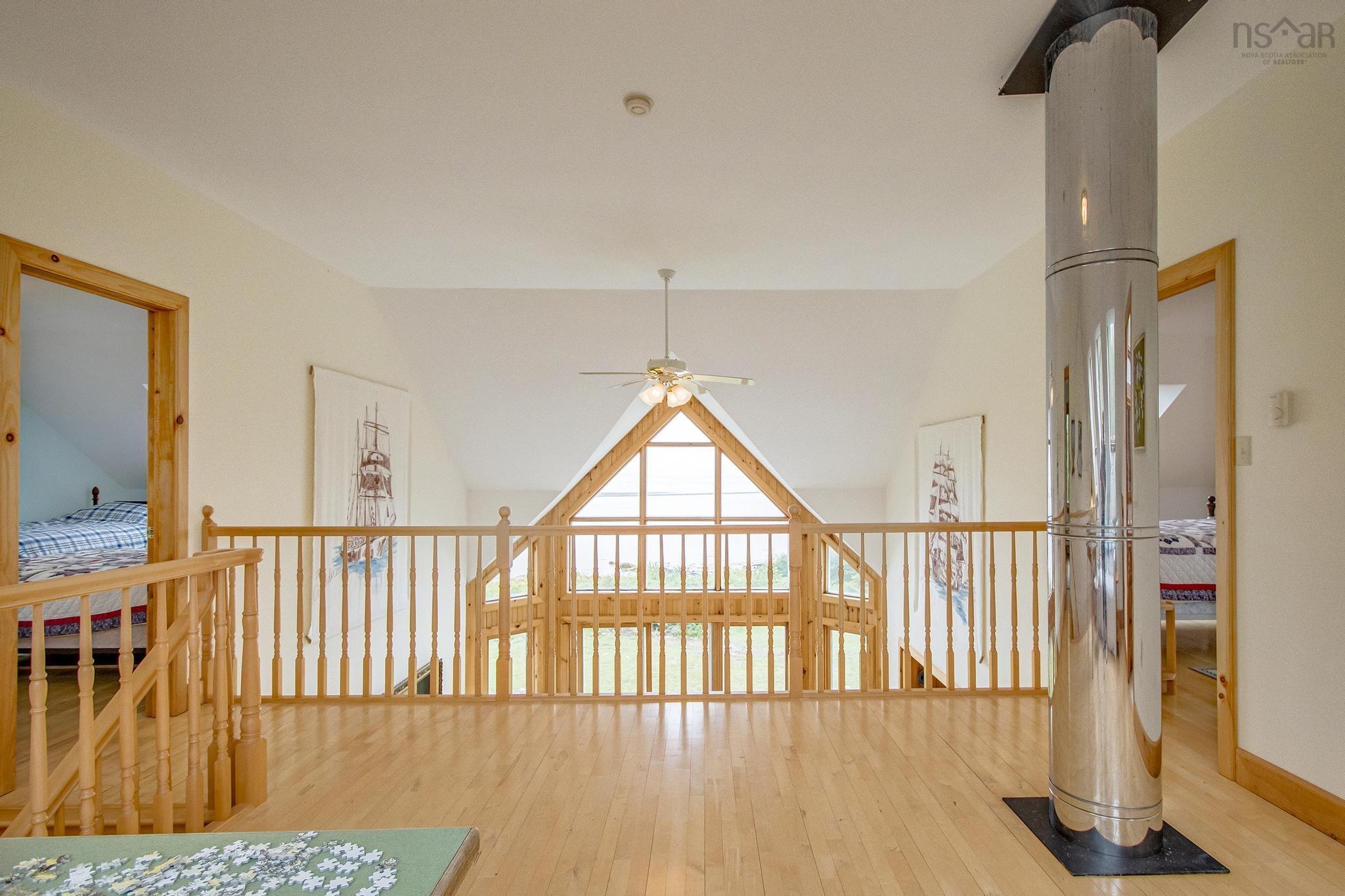 $774,900.00: 3470 Sandy Point Road, Jordan Bay