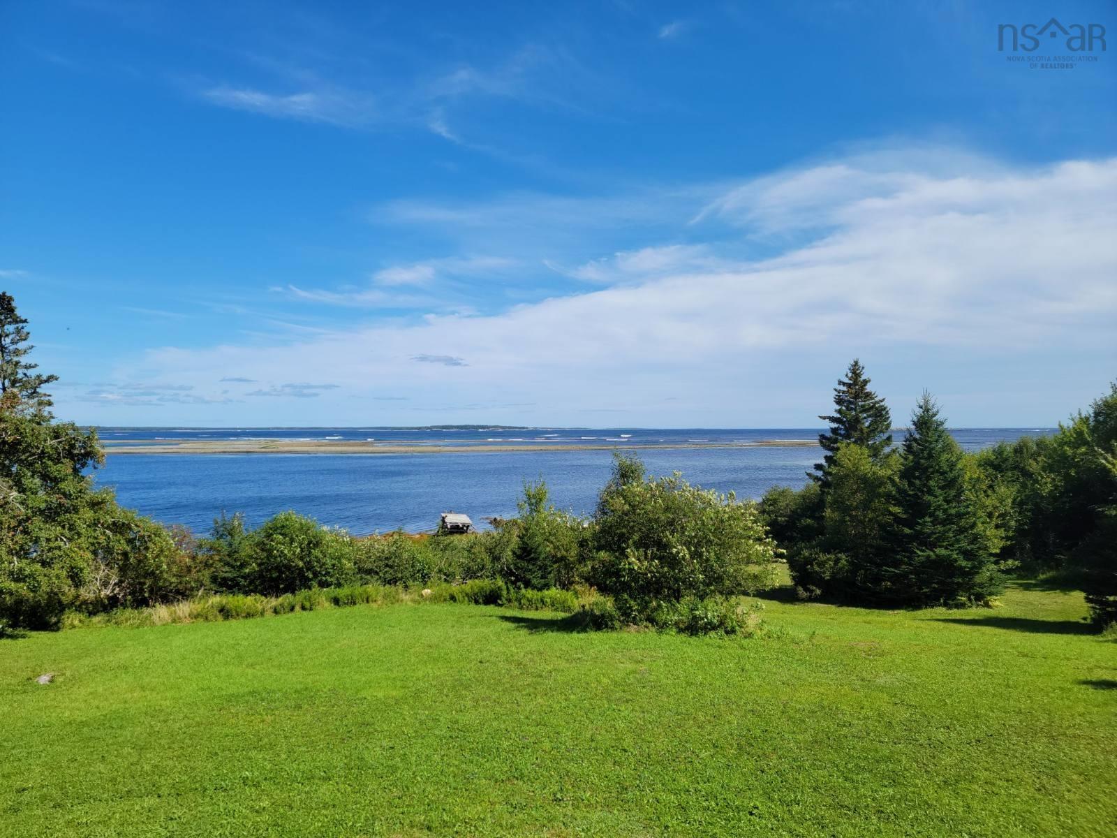 $774,900.00: 3470 Sandy Point Road, Jordan Bay
