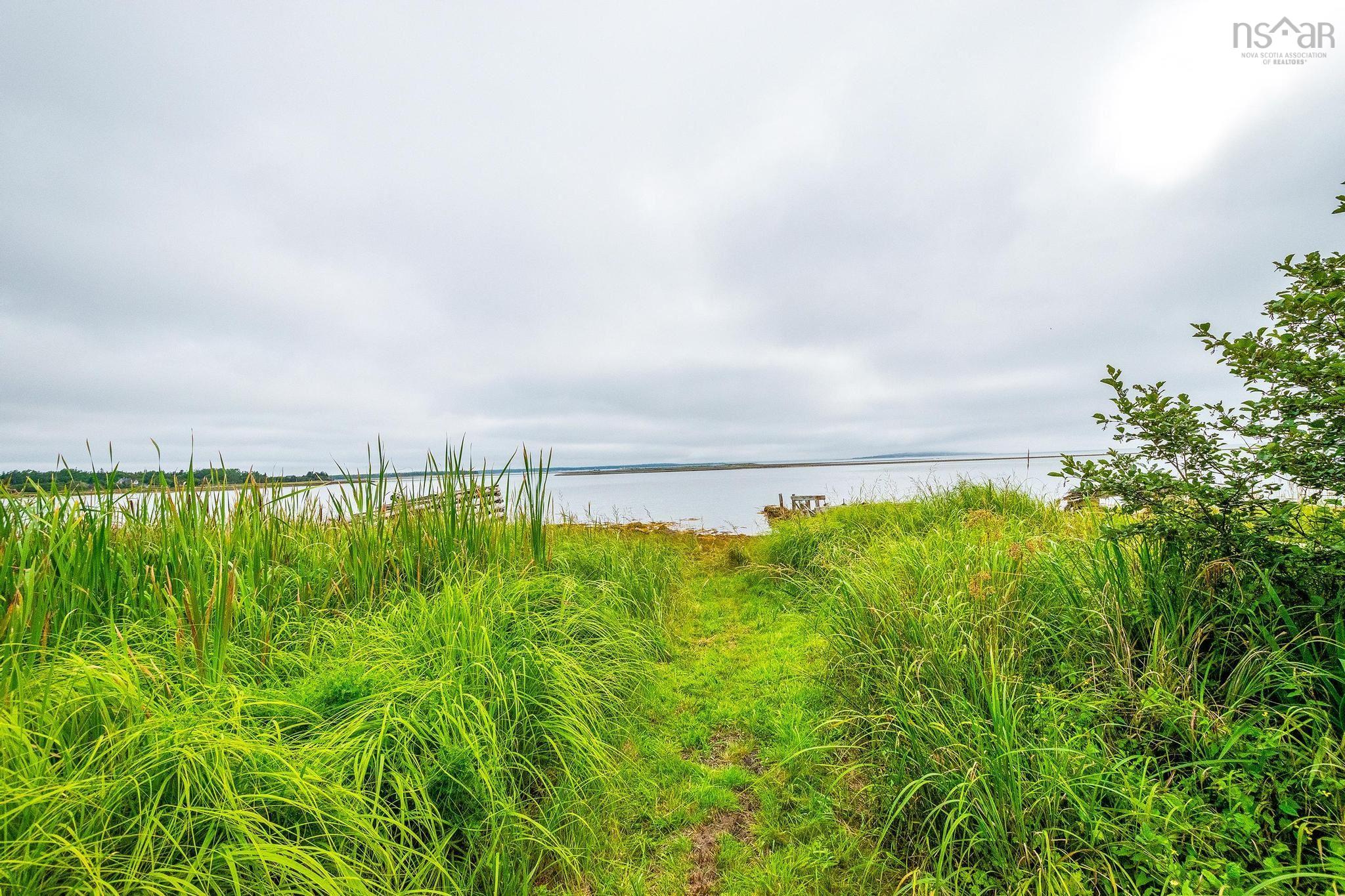 $774,900.00: 3470 Sandy Point Road, Jordan Bay